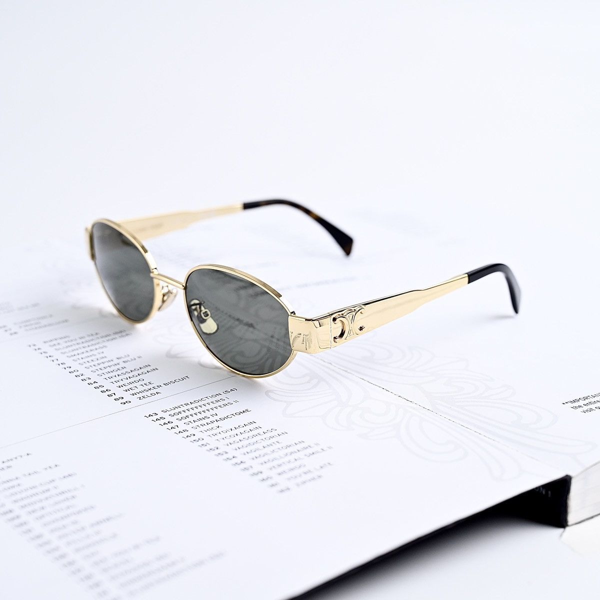 CELINE CL40235U SUNGLASSES