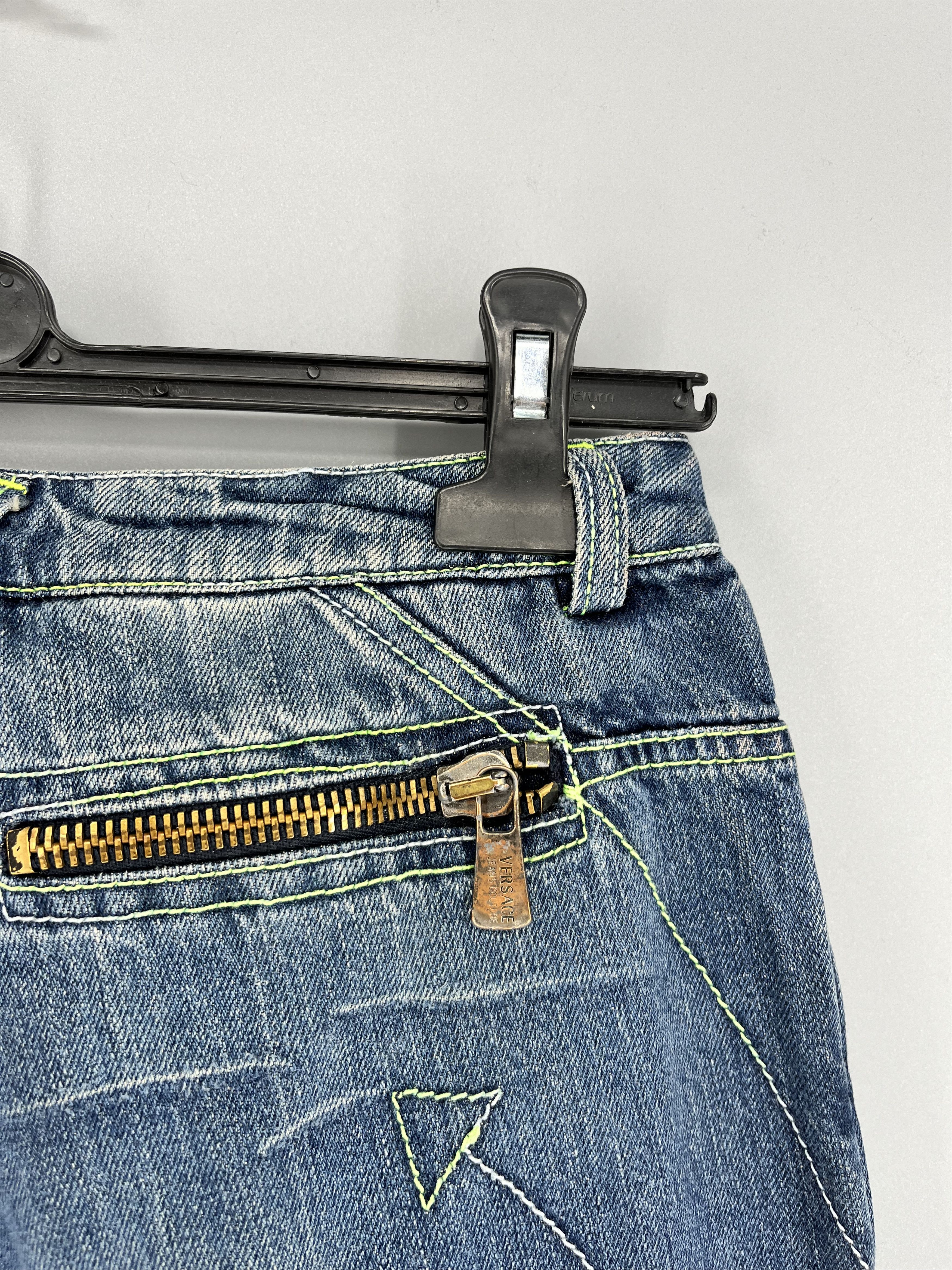 Versace Vintage VERSACE JEANS COUTURE Line Low-Rise Y2k Denim Pants Size 26" / US 2 / IT 38 - 11 Thumbnail