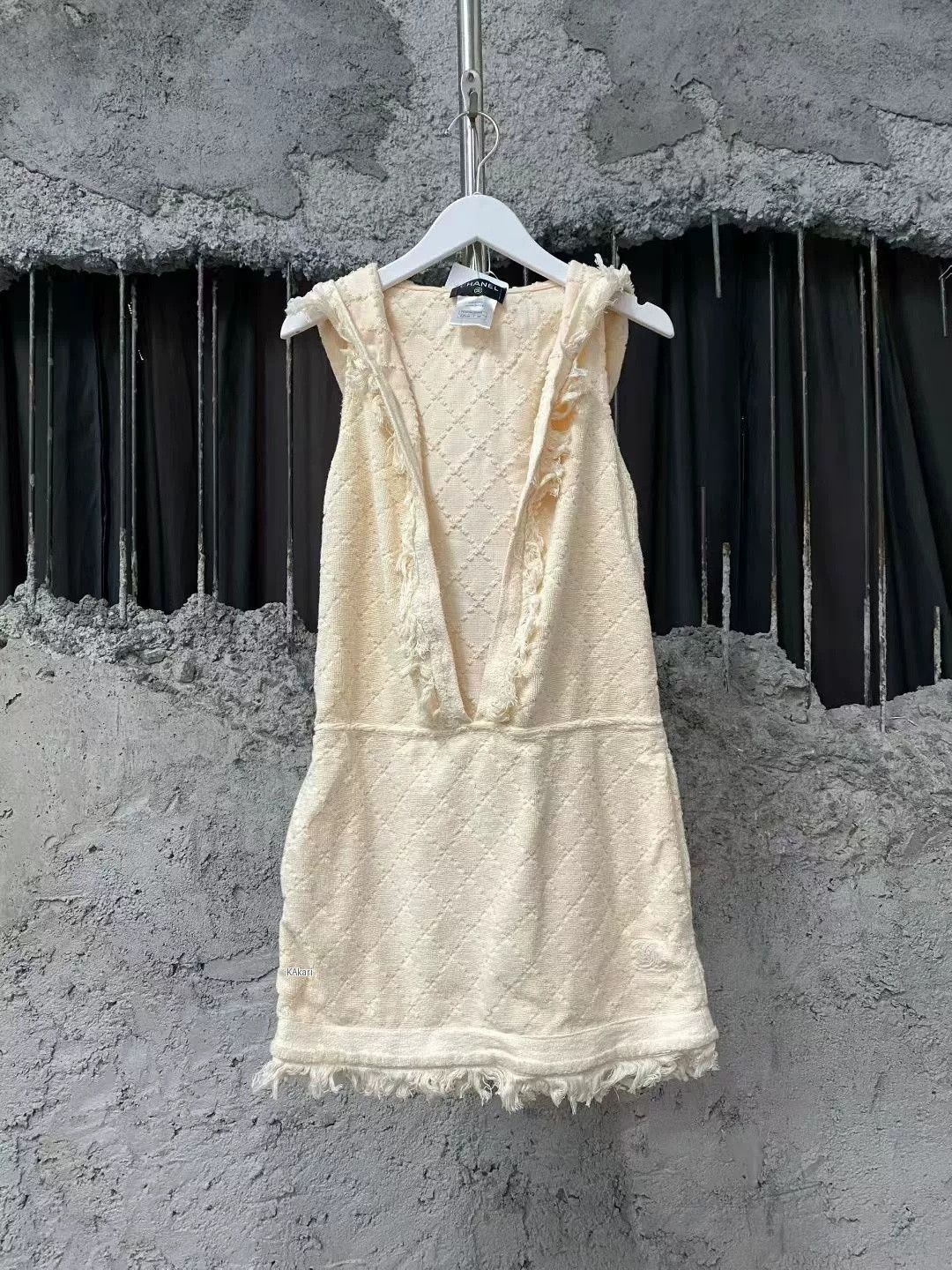 Chanel Chanel Mumbai Collection Beige Casual Hooded Dress Size US 7 / EU 40 - 1 Thumbnail