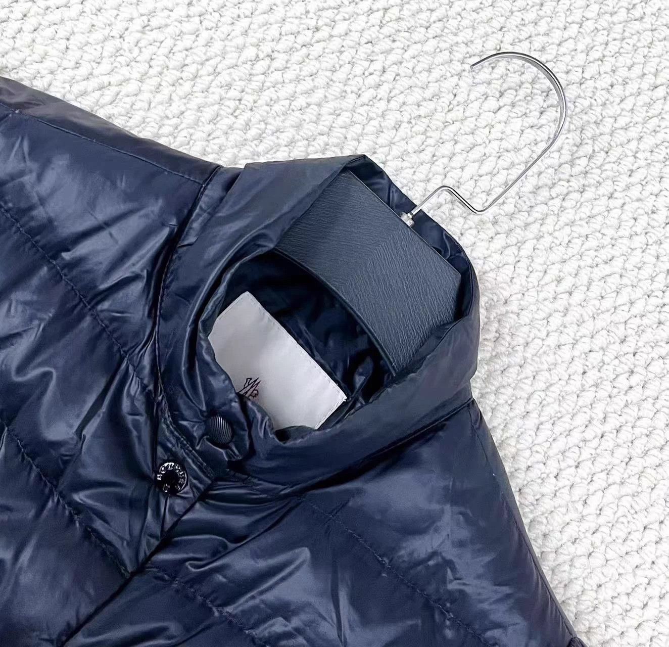 Moncler Moncler Black Logo Short Down Jacket Size 1 Size US S / EU 44-46 / 1 - 3 Thumbnail