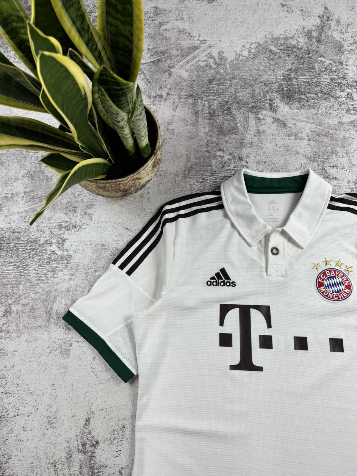Adidas Bayern Munchen 2013 2014 Away Men’s M Adidas White Soccer Football Shirt Jersey Size US M / EU 48-50 / 2 - 5 Thumbnail