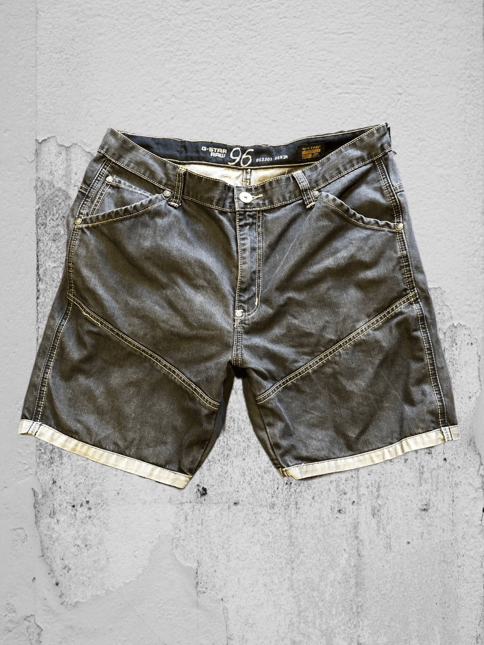 G-Star Vintage G-Star Raw jeans Streetwear shorts denim Y2K Size US 32 / EU 48 - 1 Thumbnail