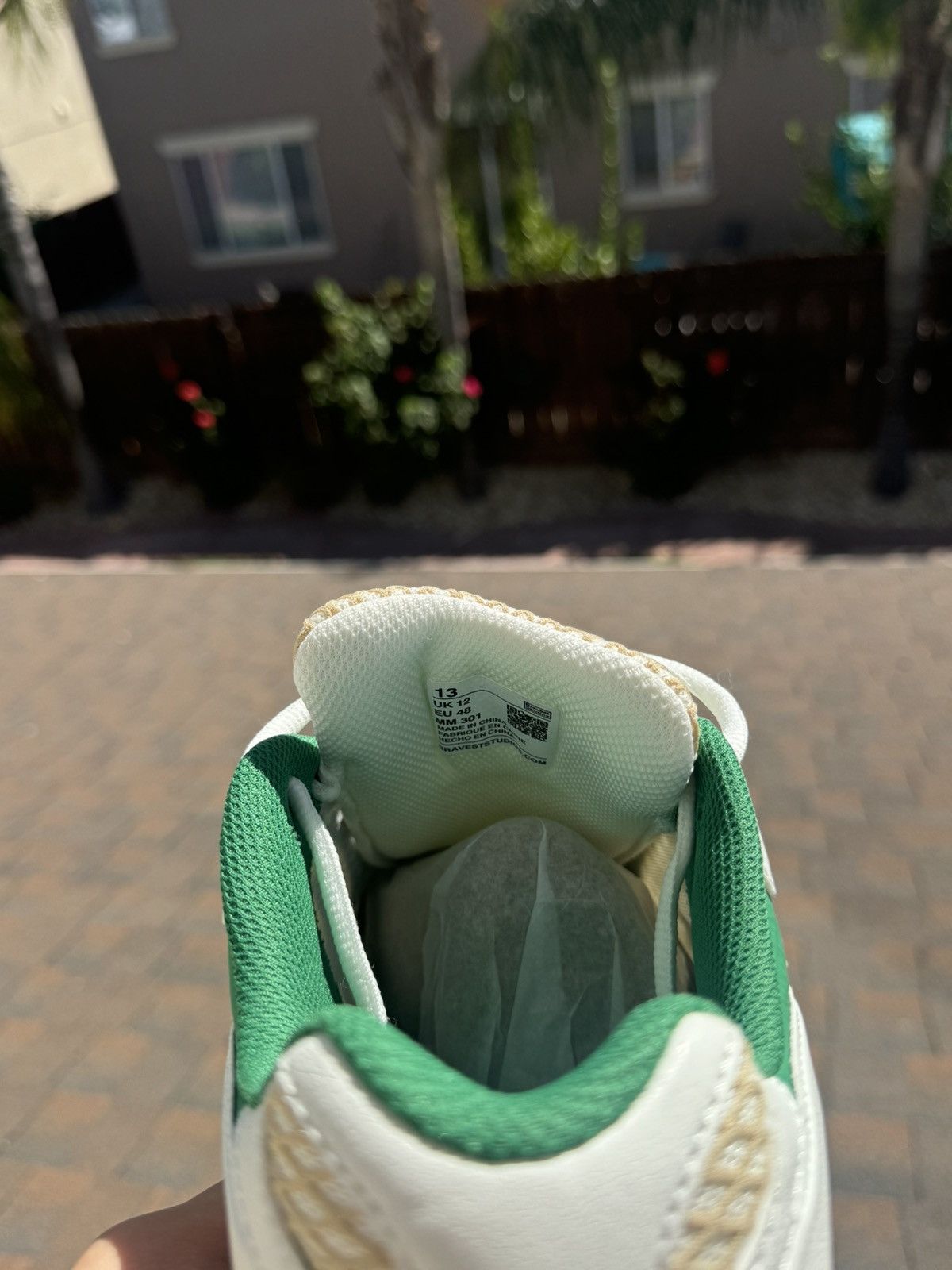 Bravest Studios Bravest Studios Green Kross Country Runners Men’s US 13 Size US 13 / EU 46 - 7 Thumbnail