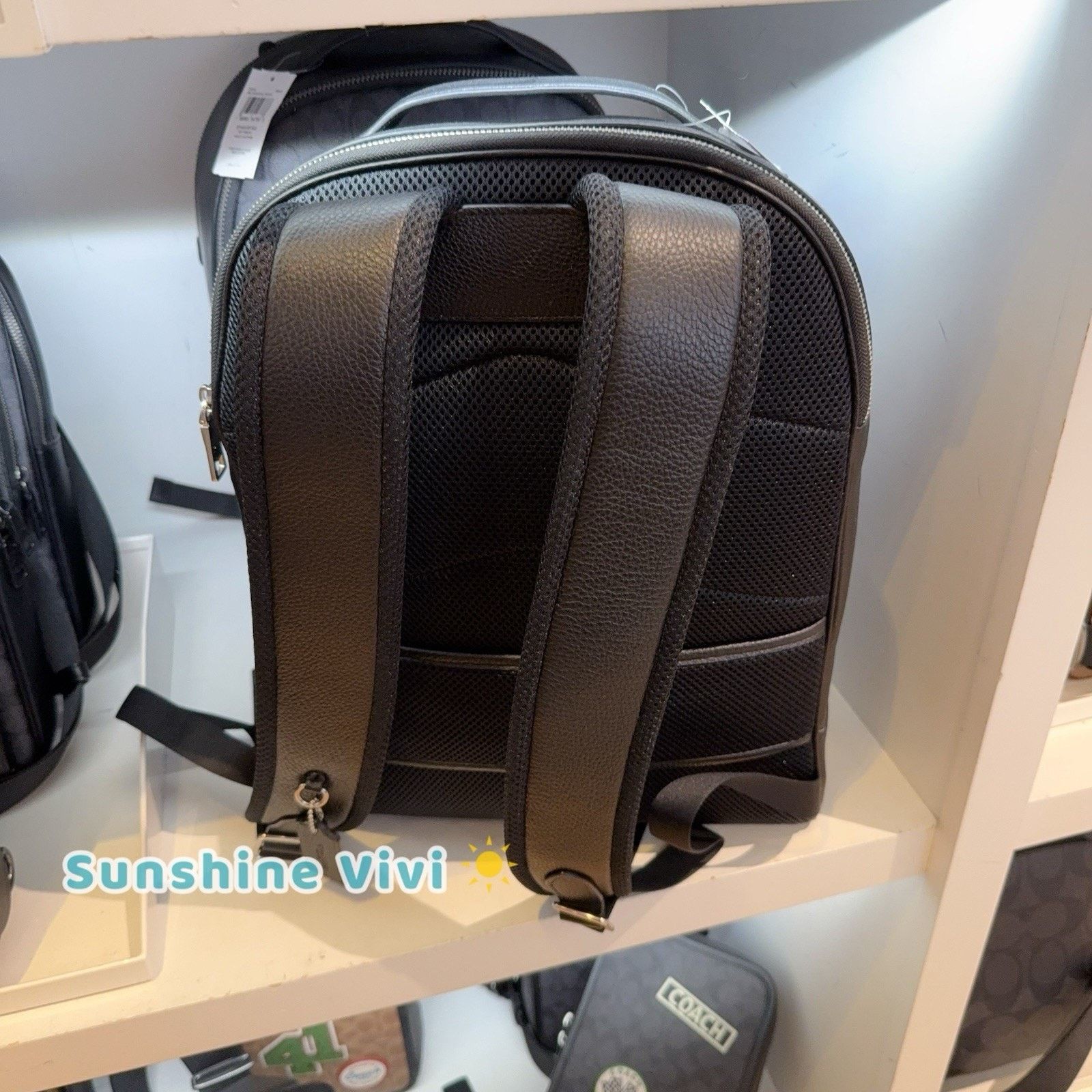 Coach NWT Coach Men’s Ethan Backpack Leather CZ391 Gunmetal/Black Size ONE SIZE - 4 Thumbnail