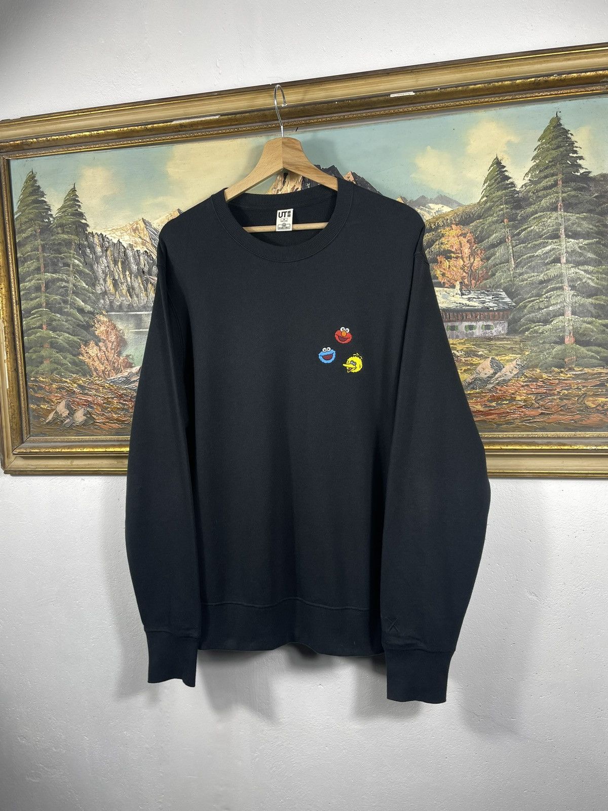 Japanese Brand × Kaws × Uniqlo Kaws x Uniqlo Black Sweatshirt Jumper Sweater Size US M / EU 48-50 / 2 - 2 Thumbnail