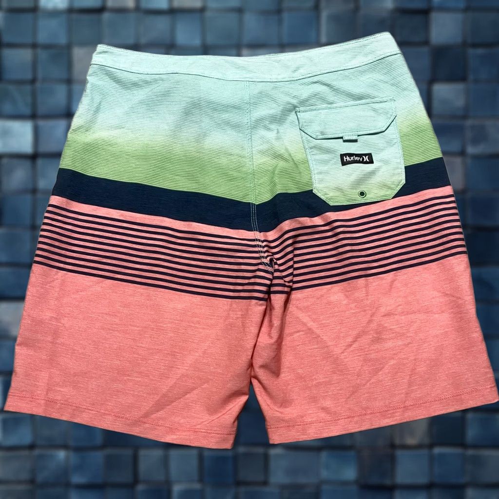Hurley Hurley Mens Bermuda Shorts 32 Multicolor Striped Beach Casual Inseam 8" Pockets Hawaiian Outdoor Beach Theme Summer Spring Mens Size US 32 / EU 48 - 1 Thumbnail