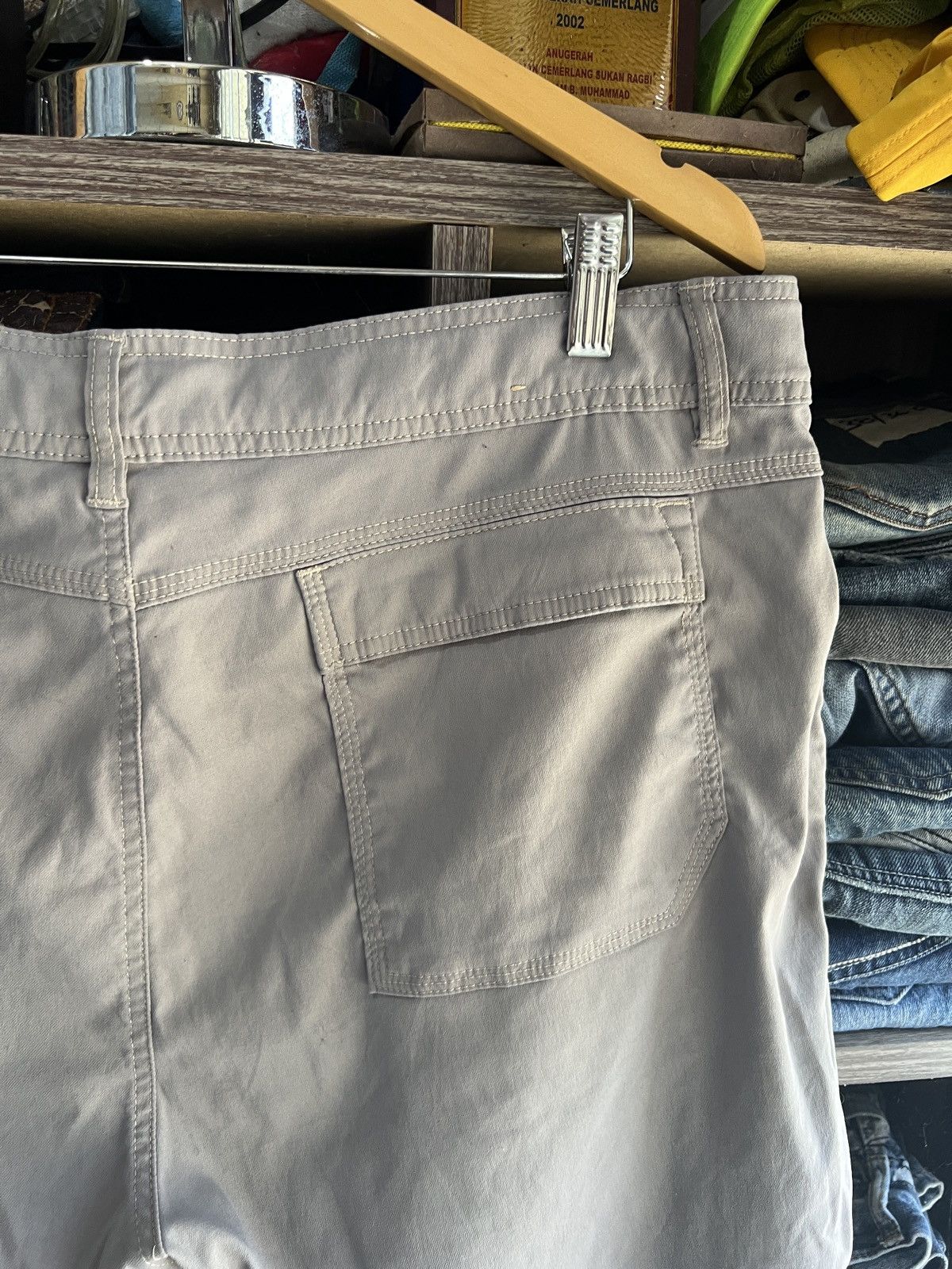 Prana 🔥Prana Single Side Pocket Cargo Cropped Pant Size US 40 / EU 56 - 12 Thumbnail