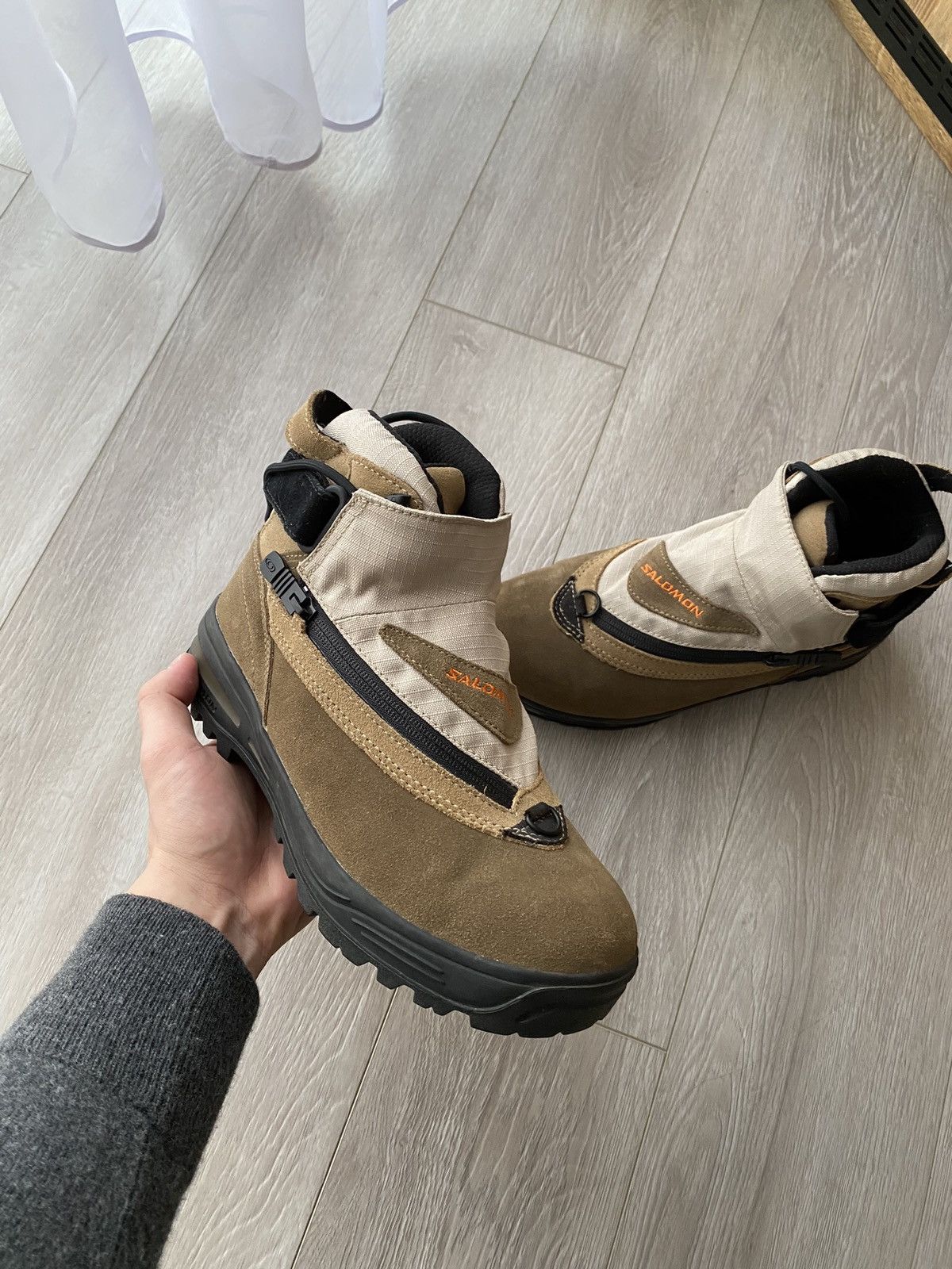 image of Outdoor Life x Salomon Vintage Salomon Adventure 7 Archive Hiking Boots in Grey, Women's (Size 8)
