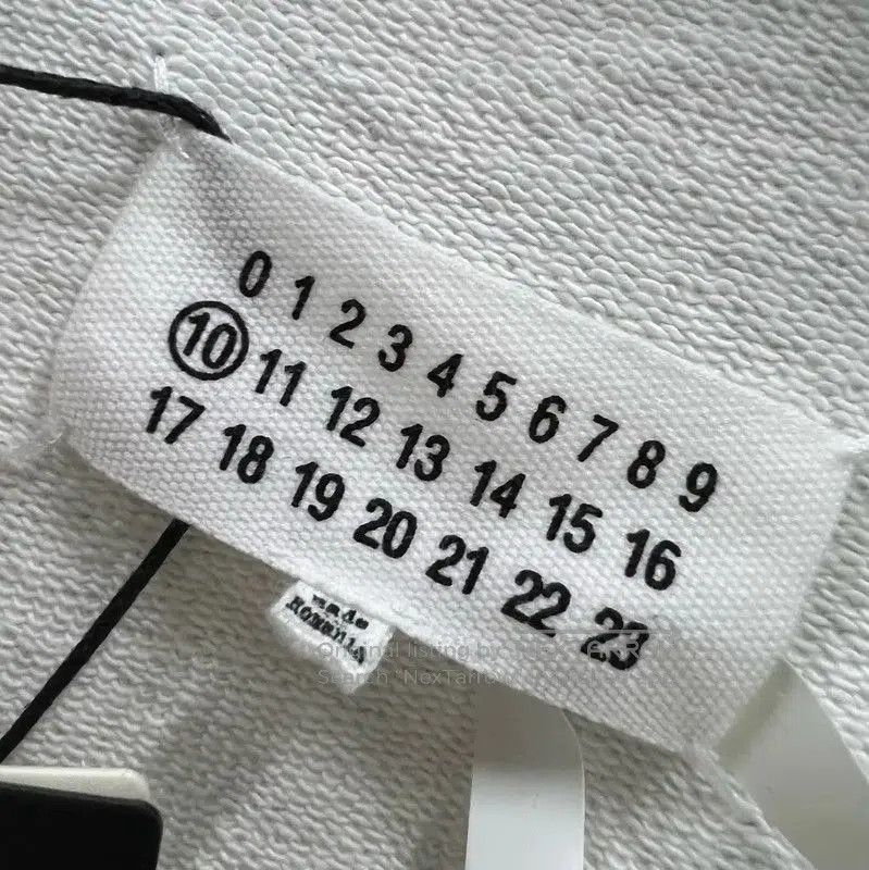 Maison Margiela Maison Margiela White Logo Cropped Sweatshirt . Size XXS / US 00 / IT 34 - 5 Thumbnail