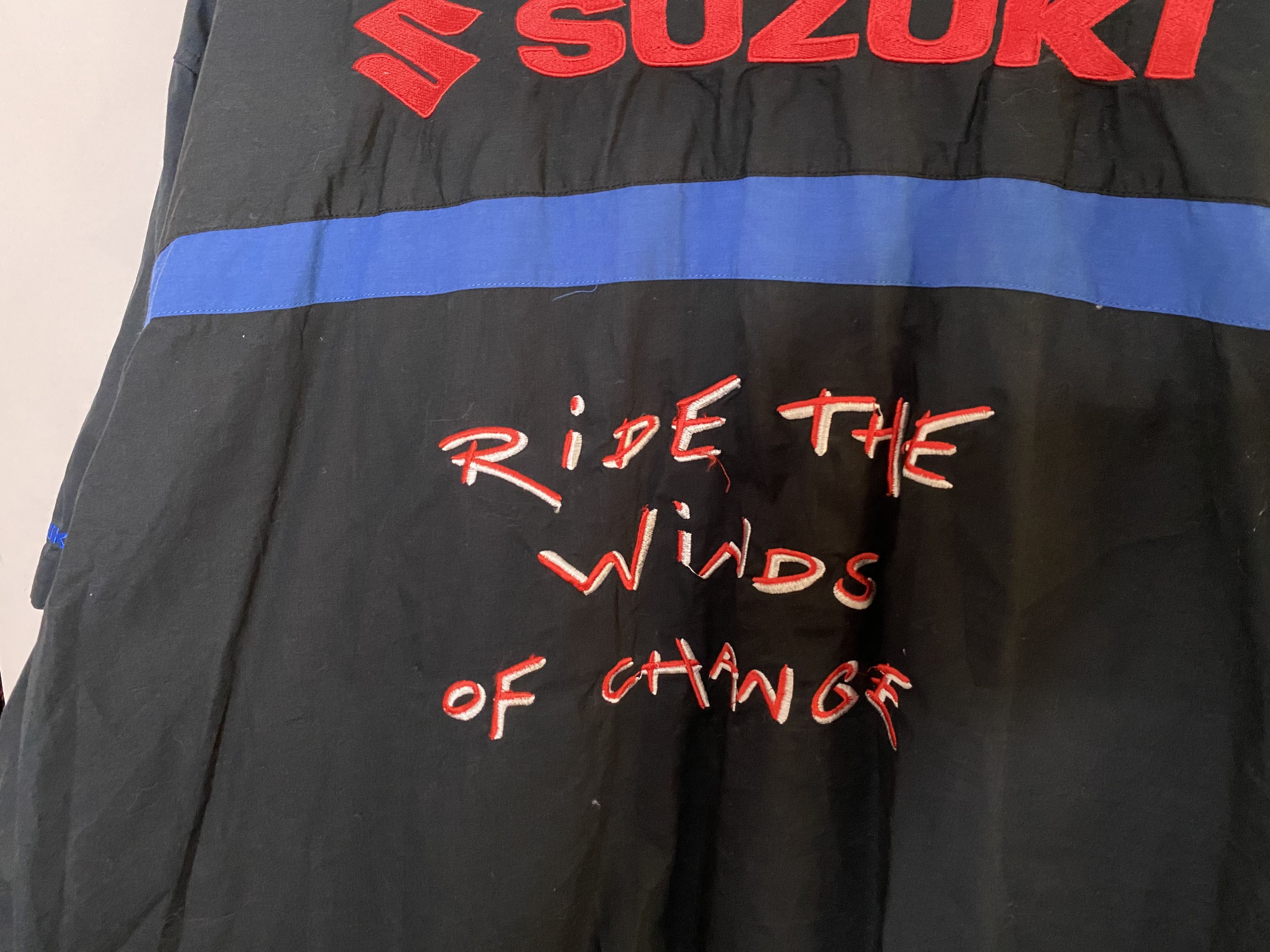 Vintage SUZUKI TEAM MOTO GP RACING BUTTON-DOWN CASUAL SHIRT Size US XL / EU 56 / 4 - 3 Thumbnail