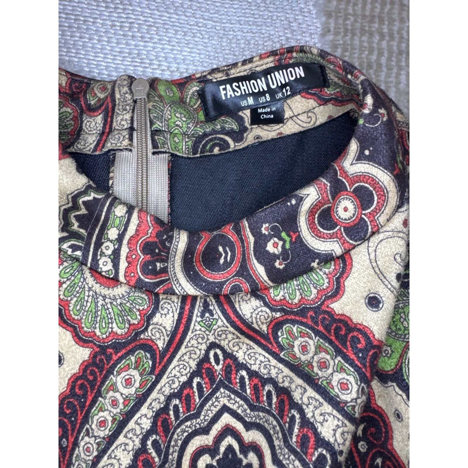 Union LA Fashion Union Dress with High Neck Retro Floral Print. Size M / US 6-8 / IT 42-44 - 5 Thumbnail