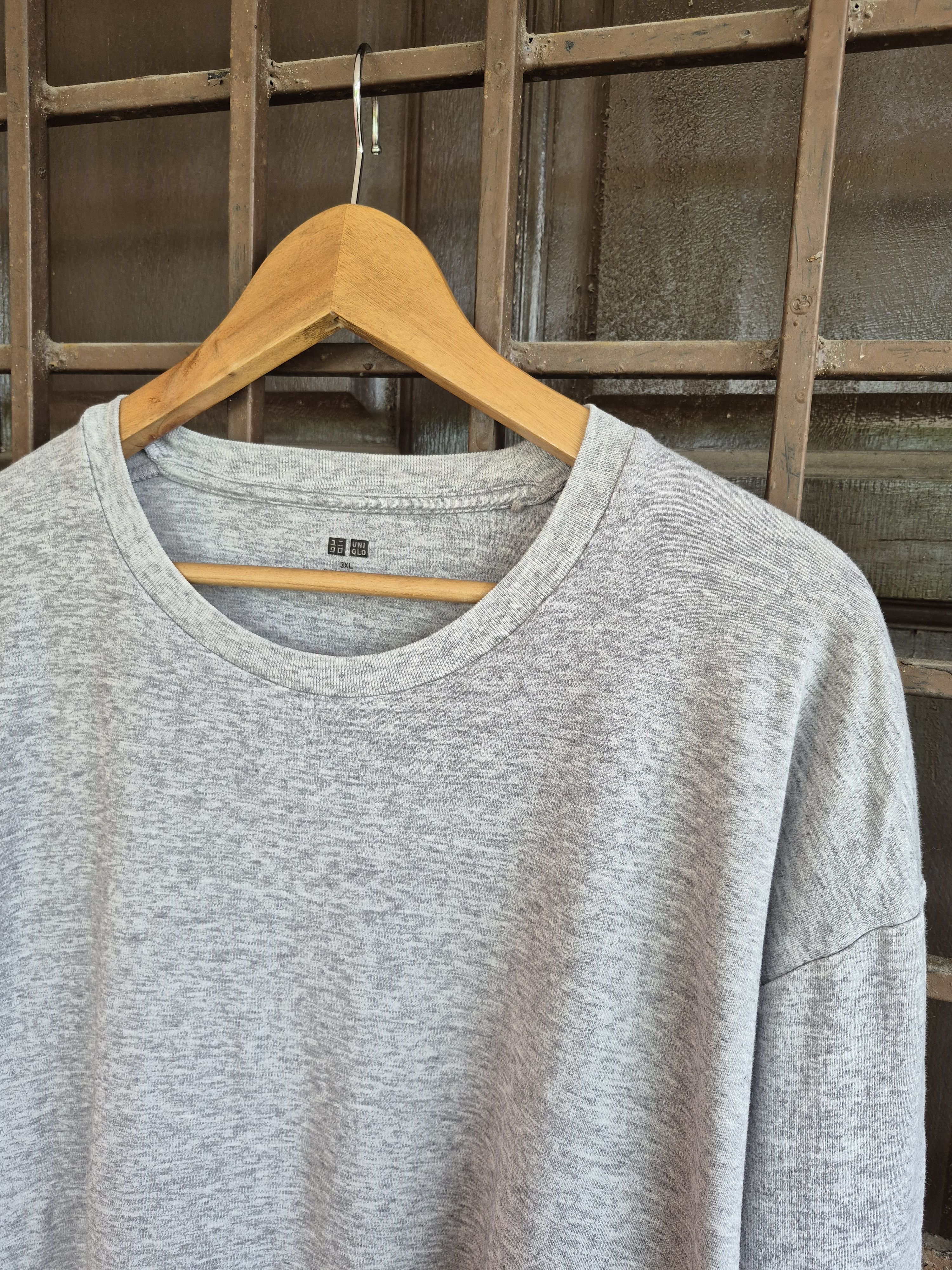 Japanese Brand × Uniqlo 🔥 Uniqlo Plain Longsleeves Tee Size US XXL / EU 58 / 5 - 2 Thumbnail