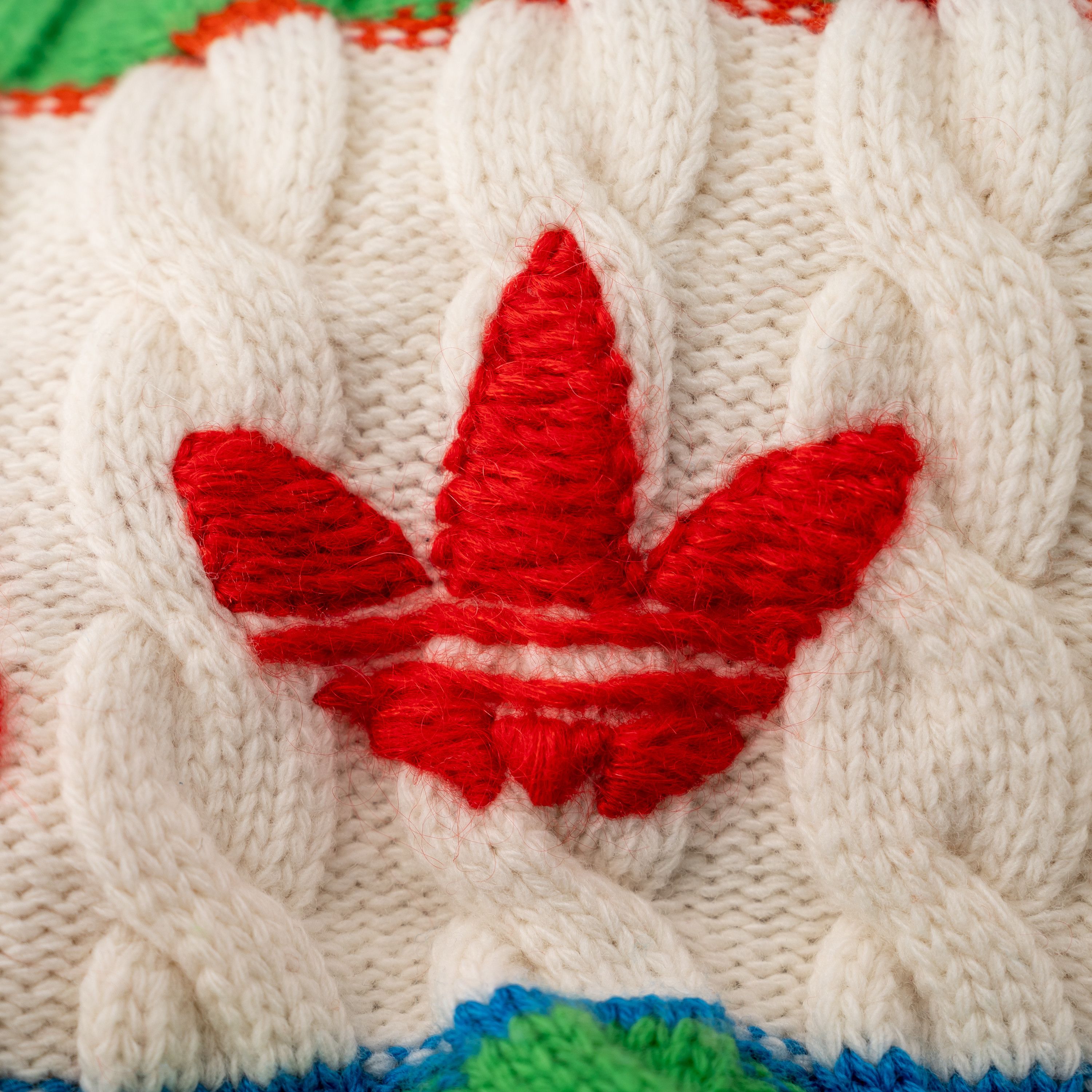 Gucci XS Gucci adidas Cable Knit Sweater Blue Green Red Wool Size XS / US 0-2 / IT 36-38 - 5 Thumbnail