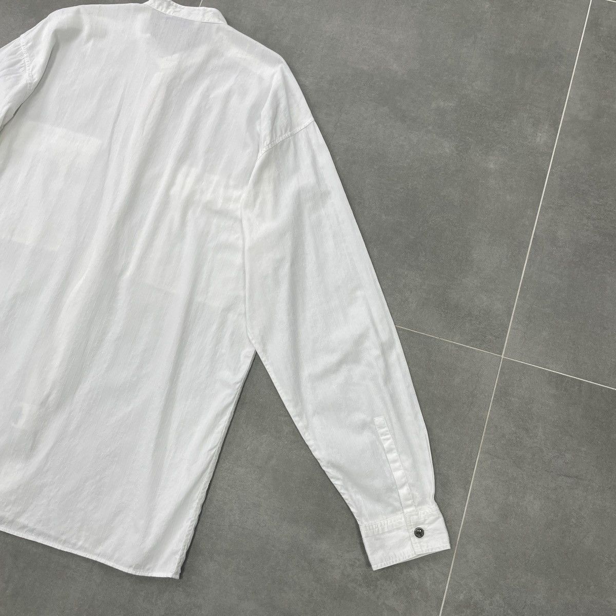 Versace × Vintage Vintage Gianni Versace Versus Button Shirt Size 38/52 Size US L / EU 52-54 / 3 - 22 Thumbnail