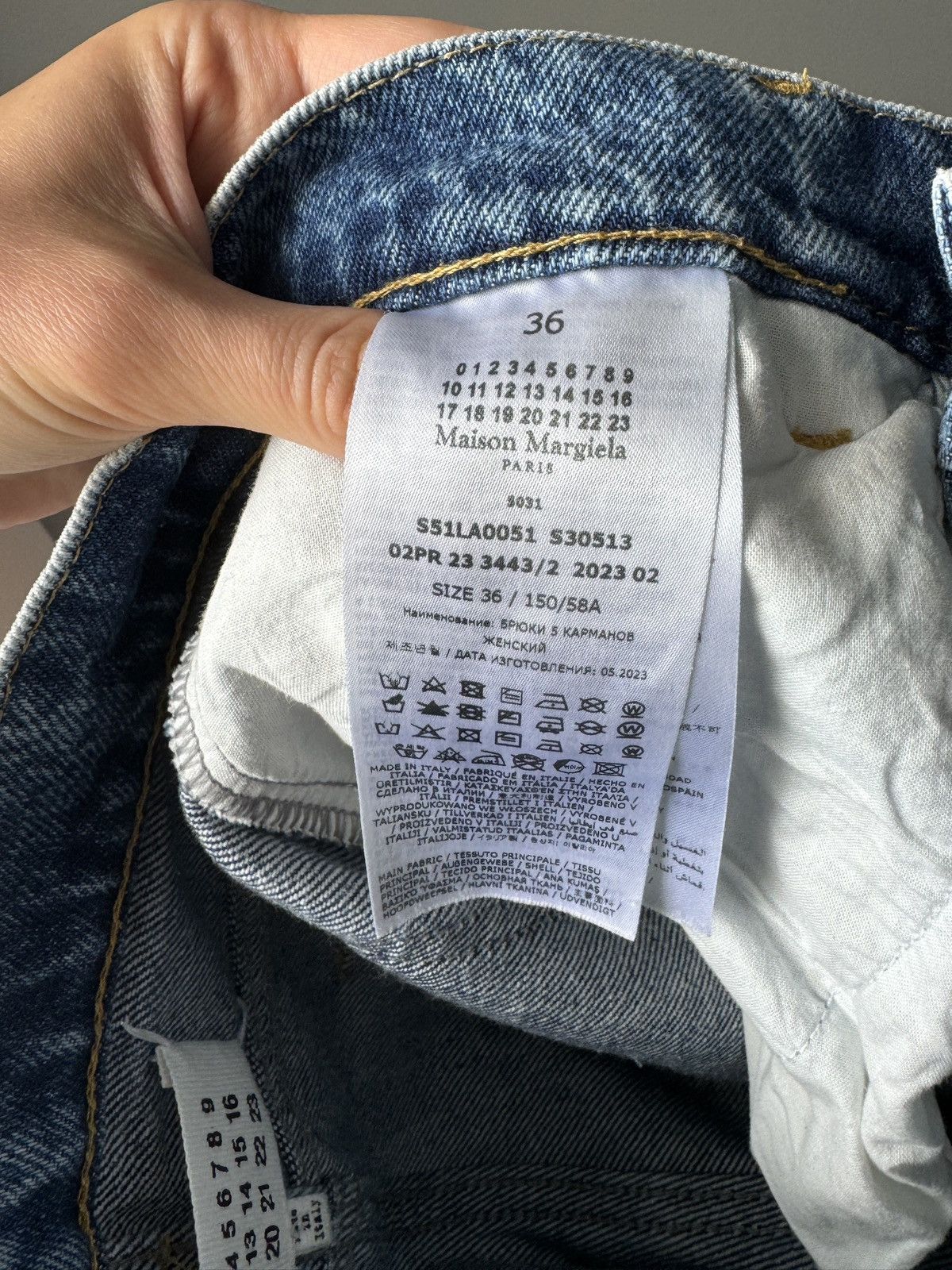 Maison Margiela Maison Margiela Blue Slit Cut Out Jeans 2023