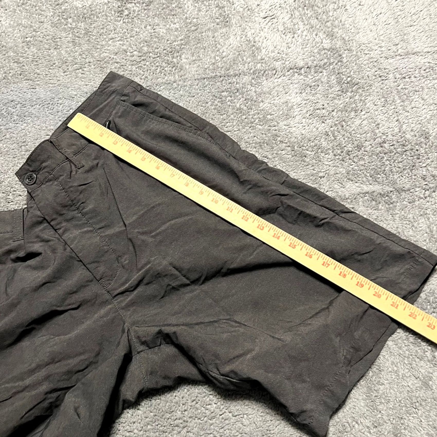 TravisMathew Travis Mathew Shorts Mens 38 Gray Golf Performance Hybrid Chino Regular 38x10.5 Mens Size US 38 / EU 54 - 6 Thumbnail