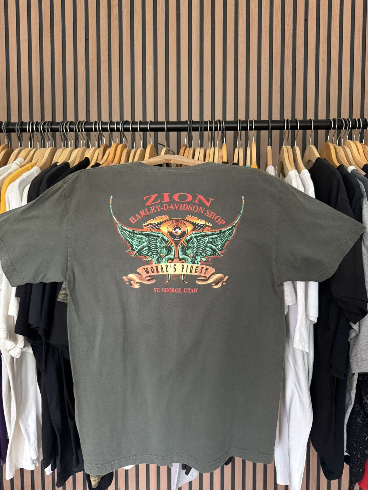 Harley Davidson 1999 Harley Davidson crazy Olive Green Eagle + back hit tee Size US L / EU 52-54 / 3 - 3 Thumbnail