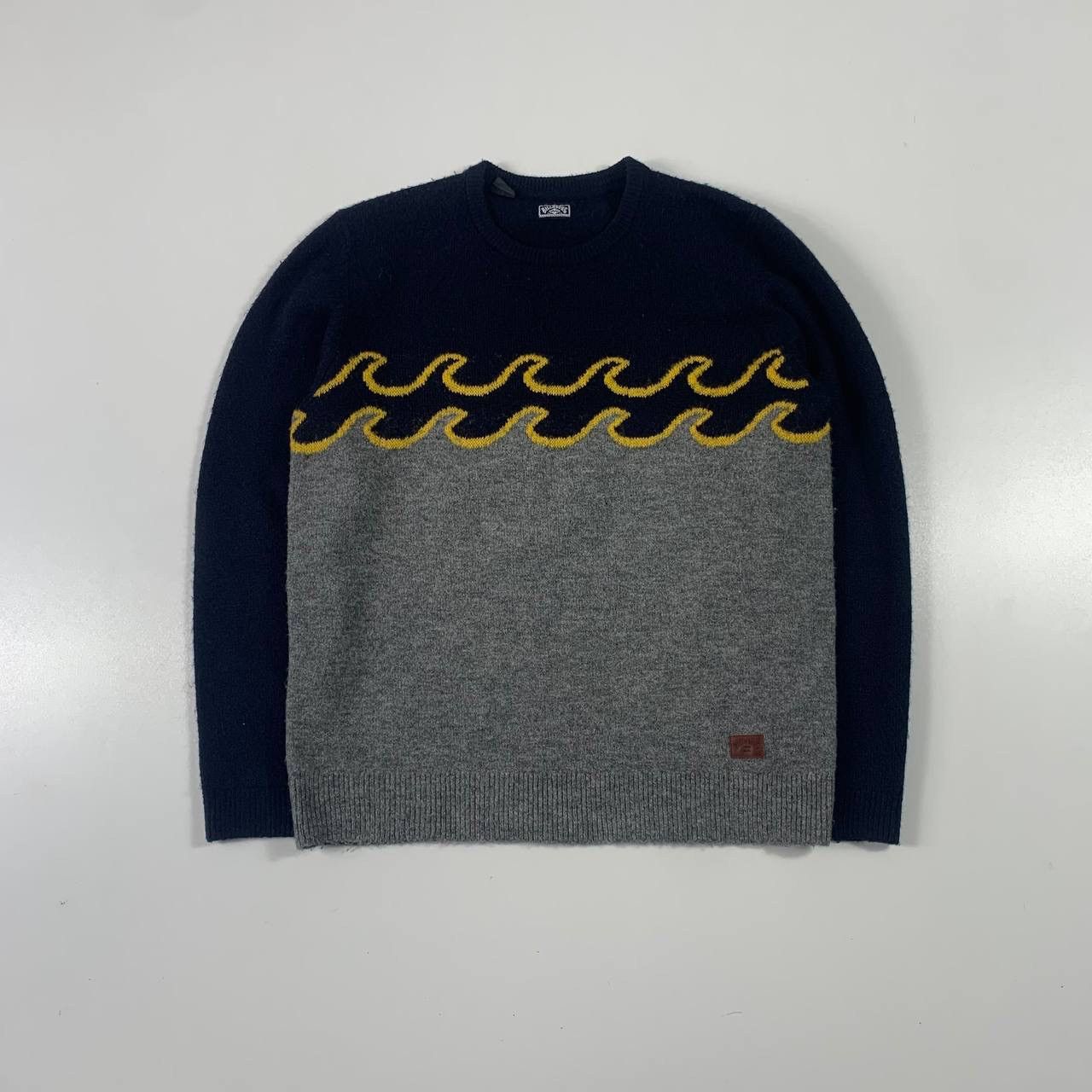 Billabong vintage surf billabong sweater y2k rap streetwear Size US S / EU 44-46 / 1 - 1 Thumbnail