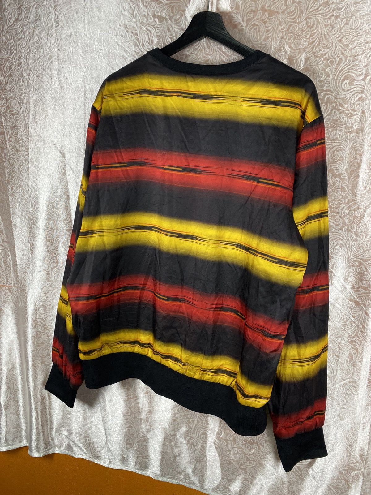 Rocawear Vintage Rocawear Striped Crewneck Black Red Yellow Size US L / EU 52-54 / 3 - 8 Thumbnail