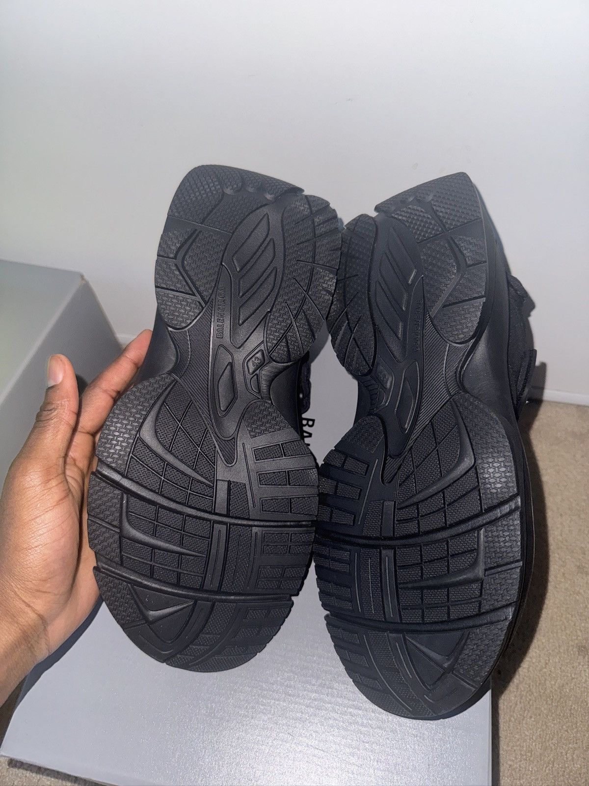 Balenciaga Balenciaga Tourist Rubber Sole Sandal Size US 10 / EU 43 - 4 Thumbnail