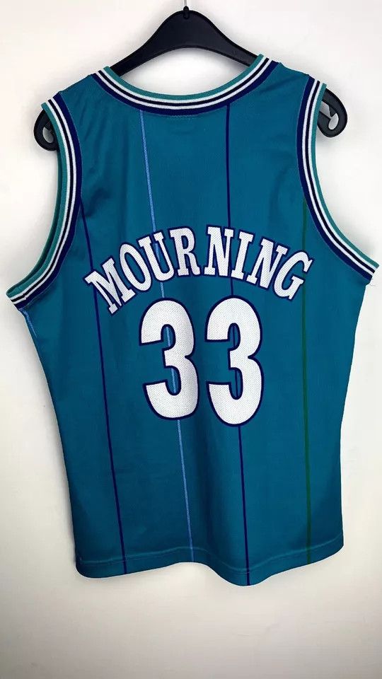 Champion Authentic Vintage Alonzo Mourning Charlotte Hornets Champion Size US L / EU 52-54 / 3 - 8 Thumbnail