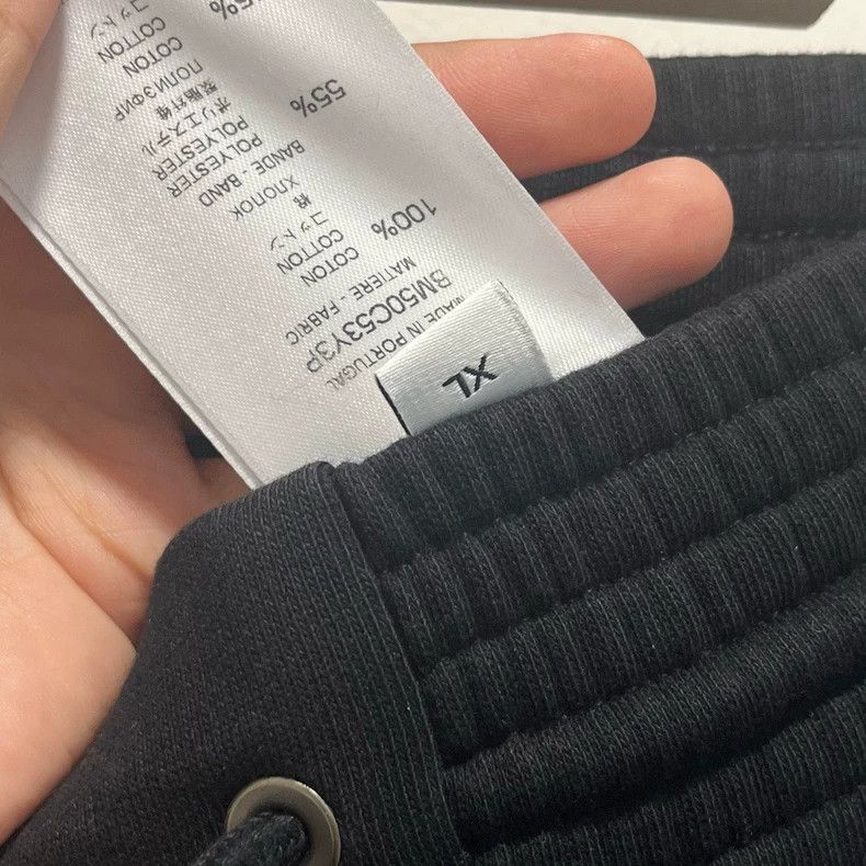 Givenchy Givenchy SizeXL Black Striped Embroidered Logo Casual Short Size US 30 / EU 46 - 7 Thumbnail