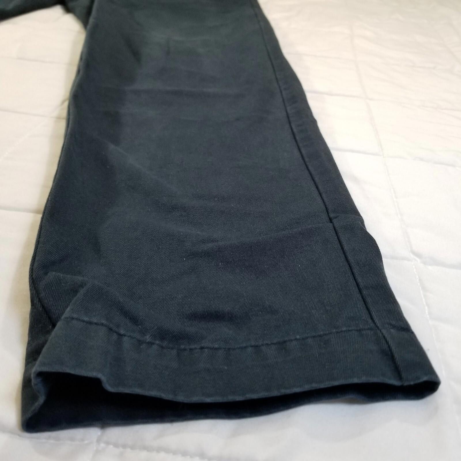 Calvin Klein Calvin Klein Flat Front Navy Blue Khakis Size 10 Size ONE SIZE - 12 Thumbnail