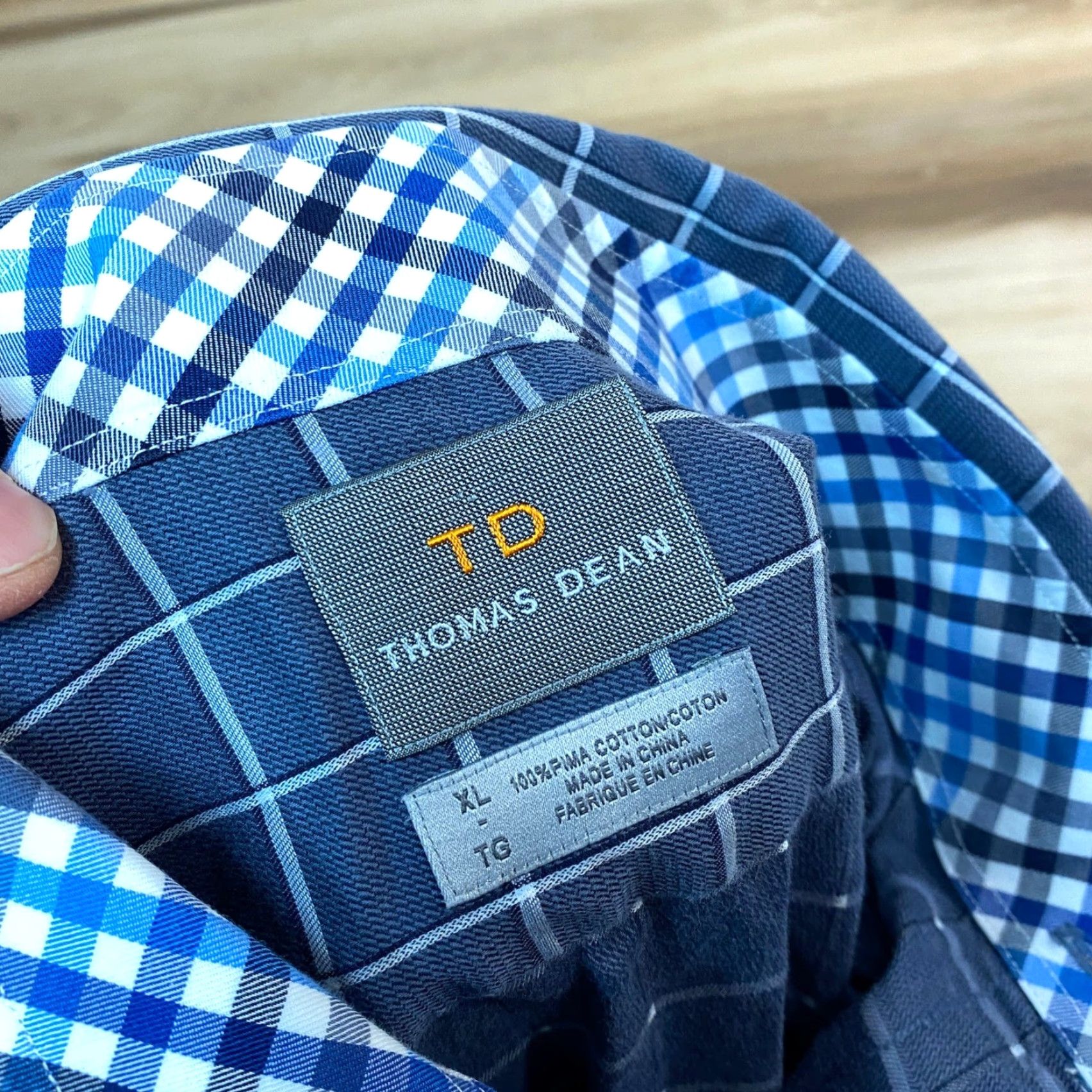 Vintage THOMAS DEAN Shirt Mens XL Blue White Plaid Check Long Sleeve Button Up Size US XL / EU 56 / 4 - 2 Thumbnail