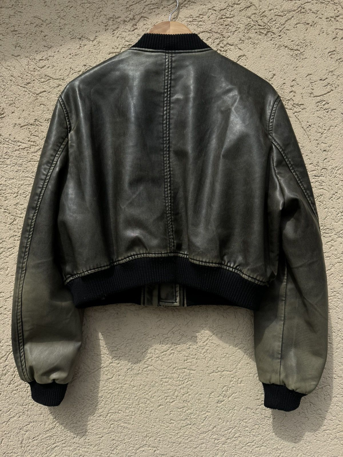Japanese Brand Faded Cropped Balenciaga Style Leather Jacket Size US S / EU 44-46 / 1 - 3 Thumbnail