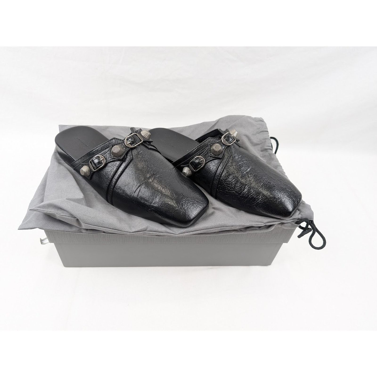 Balenciaga o1rshd1 Q:2 / Cosy Cagole F005 Arena Mules in Black/Aged Size US 13 / EU 46 - 17 Thumbnail