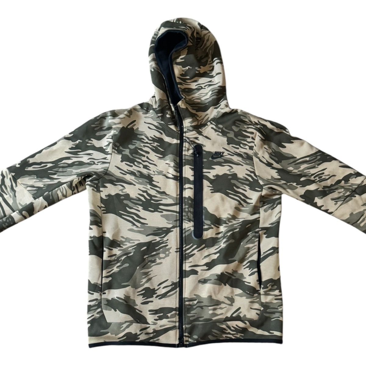 Nike Nike Camo Tech Size US M / EU 48-50 / 2 - 1 Thumbnail