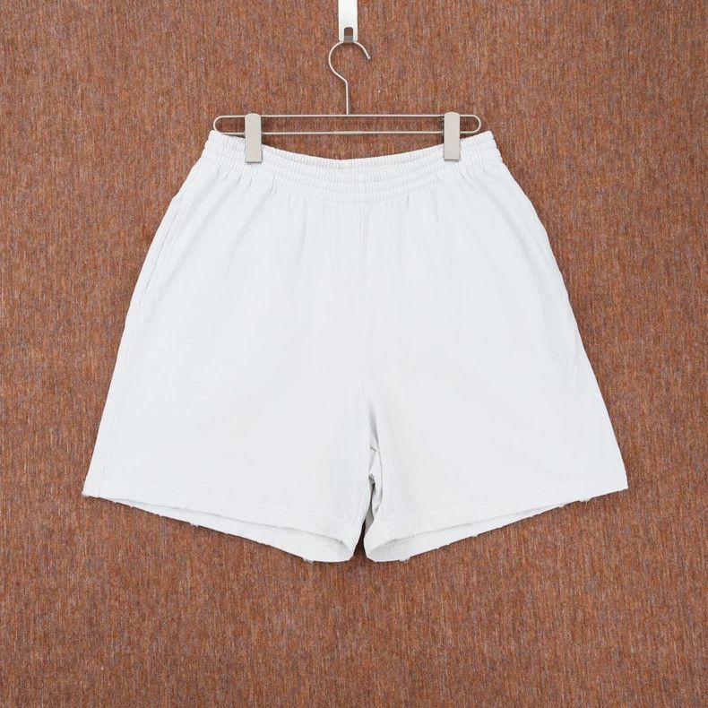 Balenciaga Balenciaga size S Embroidered Logo Casual Short Pants Size US 27 - 1 Thumbnail