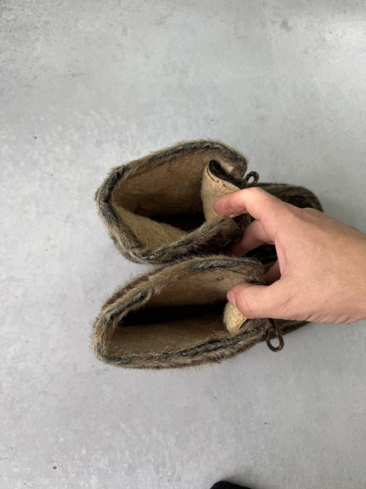 Japanese Brand Vintage Avant-garde Y2k Fur Faux Brown Yeti Boots Size US 8 / IT 38 - 9 Thumbnail