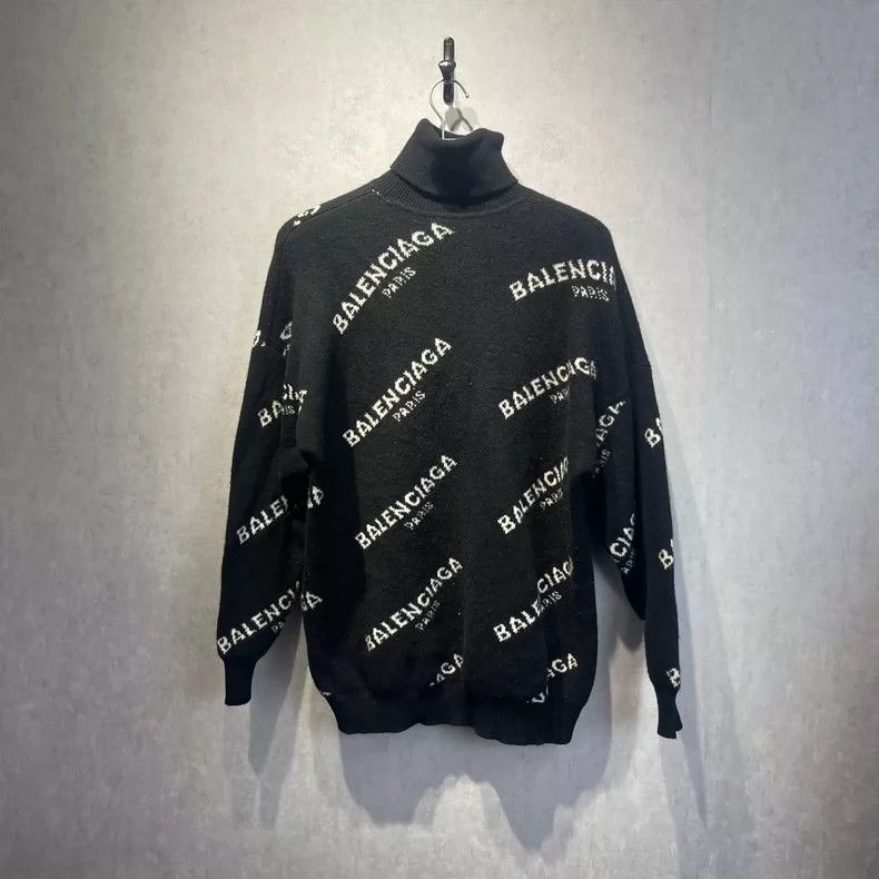 Balenciaga Balenciaga size 34 Logo barrage turtle neck Size XS / US 0-2 / IT 36-38 - 2 Thumbnail