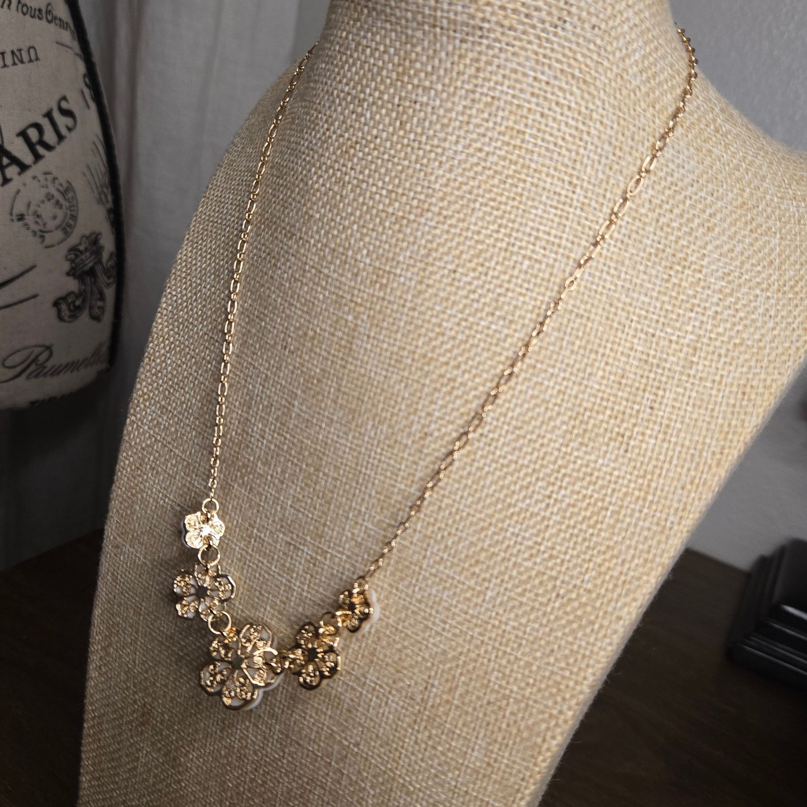 Pearled Ivory Gold Tone Ivory Floral Statement Necklace Spring Estate Glam Size ONE SIZE - 9 Thumbnail