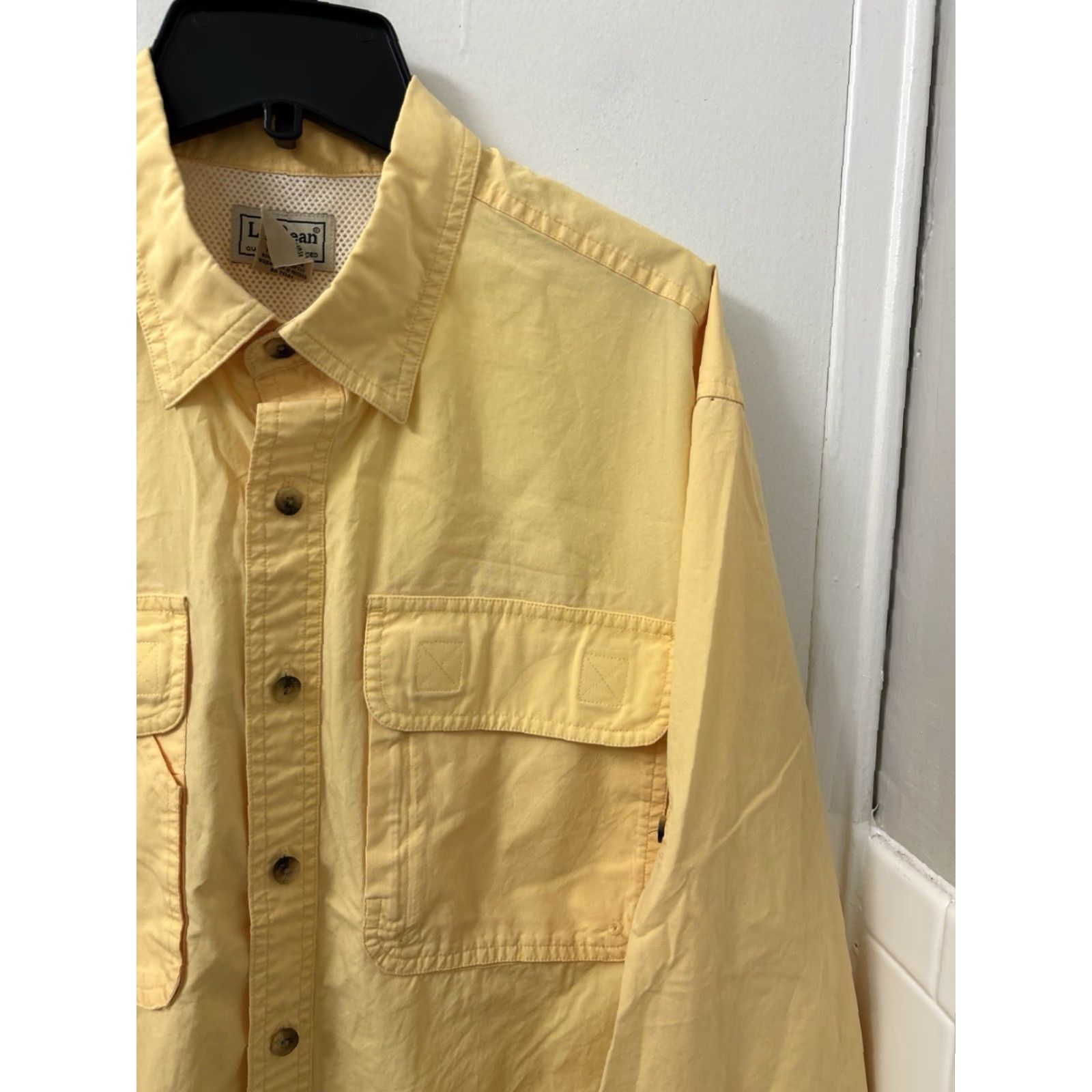 Vintage LL Bean Shirt Mens Large Yellow Button-Down Long Sleeve Pockets Breathable Fishing 261593 Size US L / EU 52-54 / 3 - 4 Thumbnail