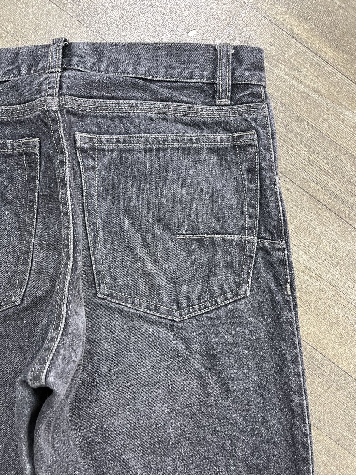 Yohji Yamamoto Vintage Ined Homme Yohji Yamamoto Black Faded Jeans Size US 30 / EU 46 - 10 Thumbnail