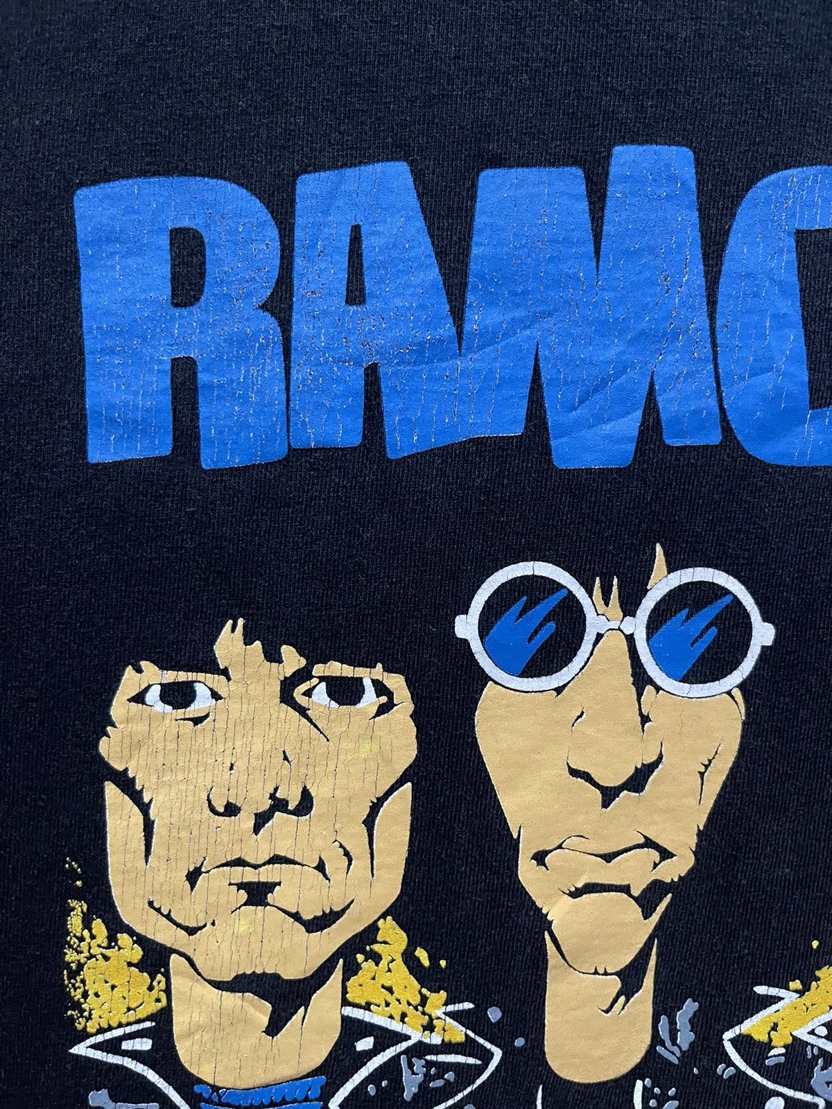 Band Tees Band Tees Ramones " I Wanna Be Sedated"🔥🔥🔥 Size US L / EU 52-54 / 3 - 3 Thumbnail