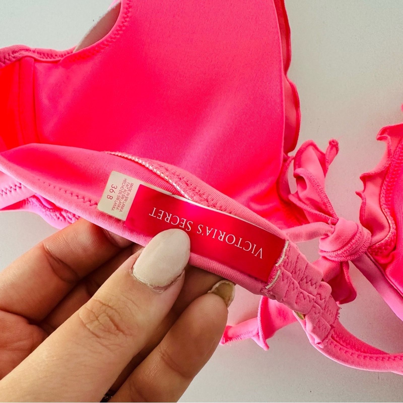 Victoria's Secret VS VICTORIAS SECRET Pink Ruffle Halter Tie Bikini Swim Top Size S / US 4 / IT 40 - 9 Thumbnail