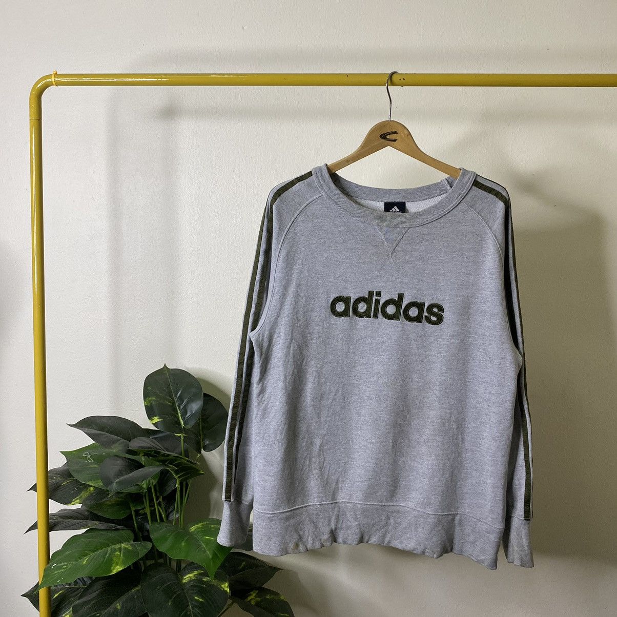 Adidas × Vintage Vintage 2006 Adidas Spell Out Sweatshirt Size US M / EU 48-50 / 2 - 1 Thumbnail