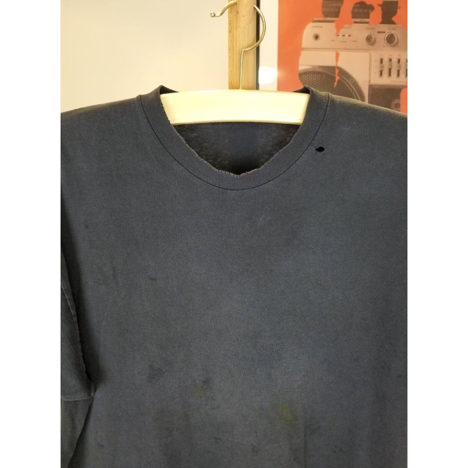 Vintage VINTAGE UNBRANDED BLACK SUN FADED DISTRESSED COTTON T-SHIRT XL MEN Crew Neck Short Sleeve T-Shirt Size US XL / EU 56 / 4 - 2 Thumbnail