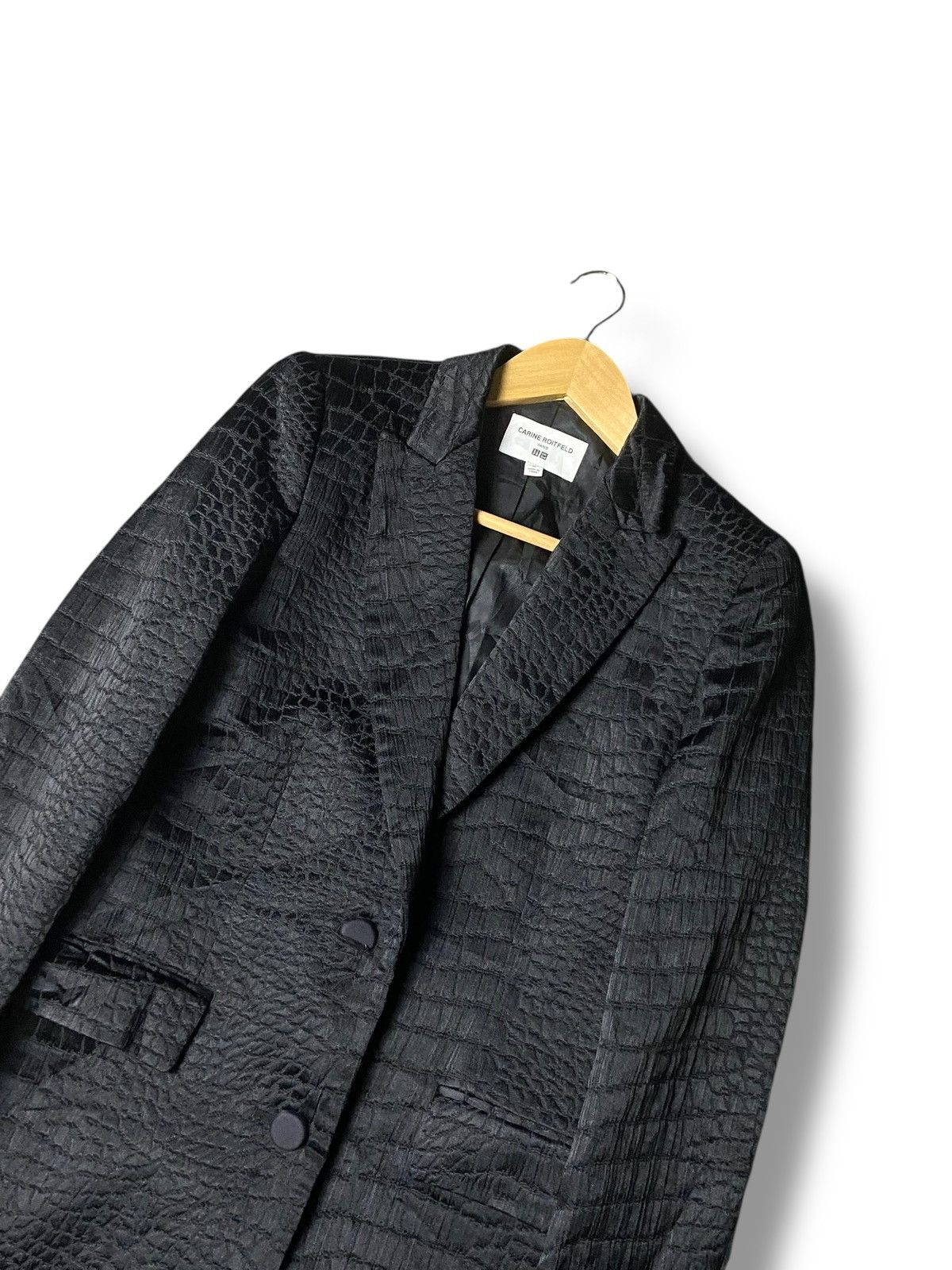 Uniqlo Uniqlo x Carine Roitfeld Paris Crocodile Embossed Coat (152) Size M / US 6-8 / IT 42-44 - 5 Thumbnail