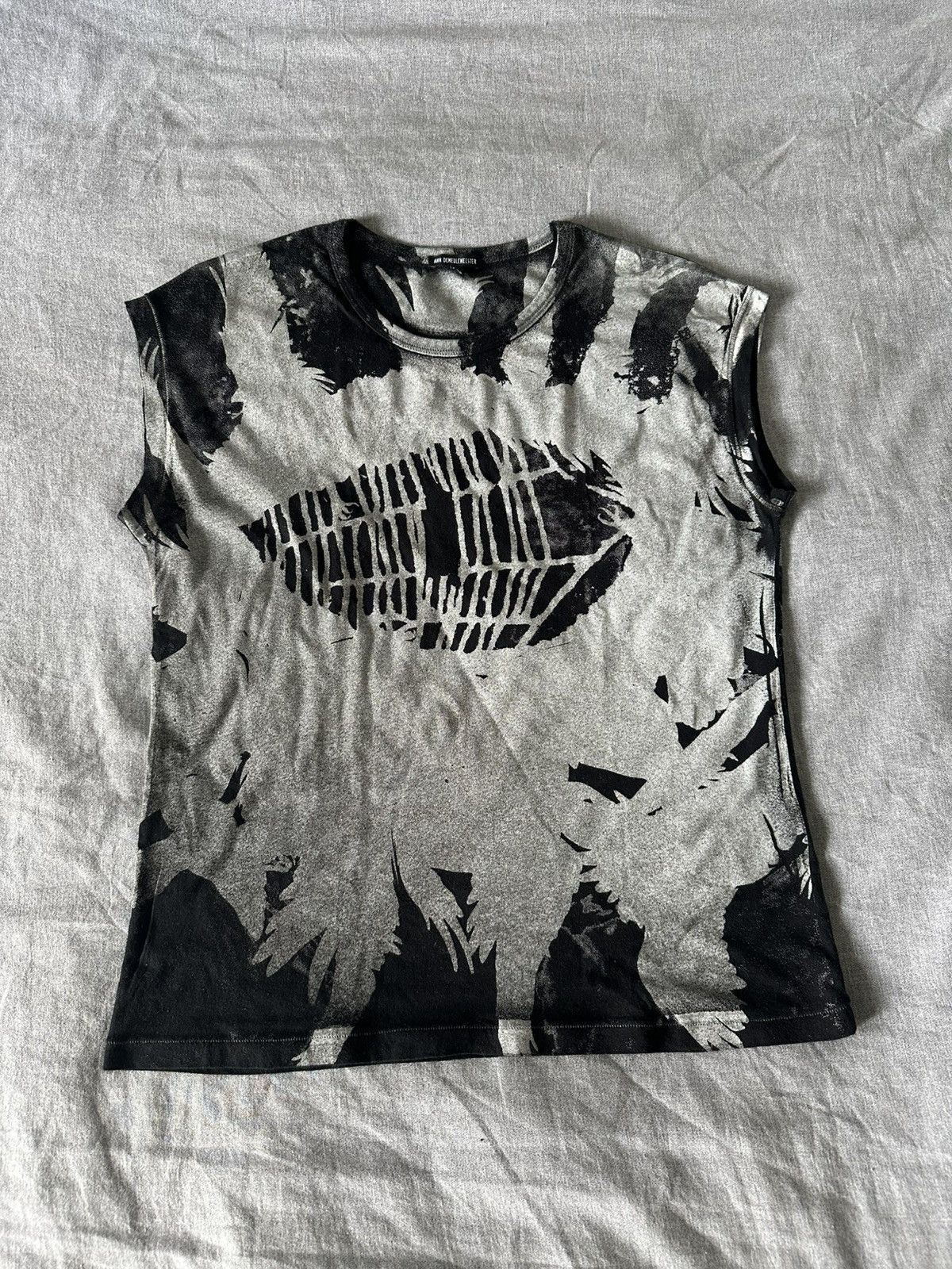 Ann Demeulemeester Ann Demeulemeester t Size US L / EU 52-54 / 3 - 1 Thumbnail