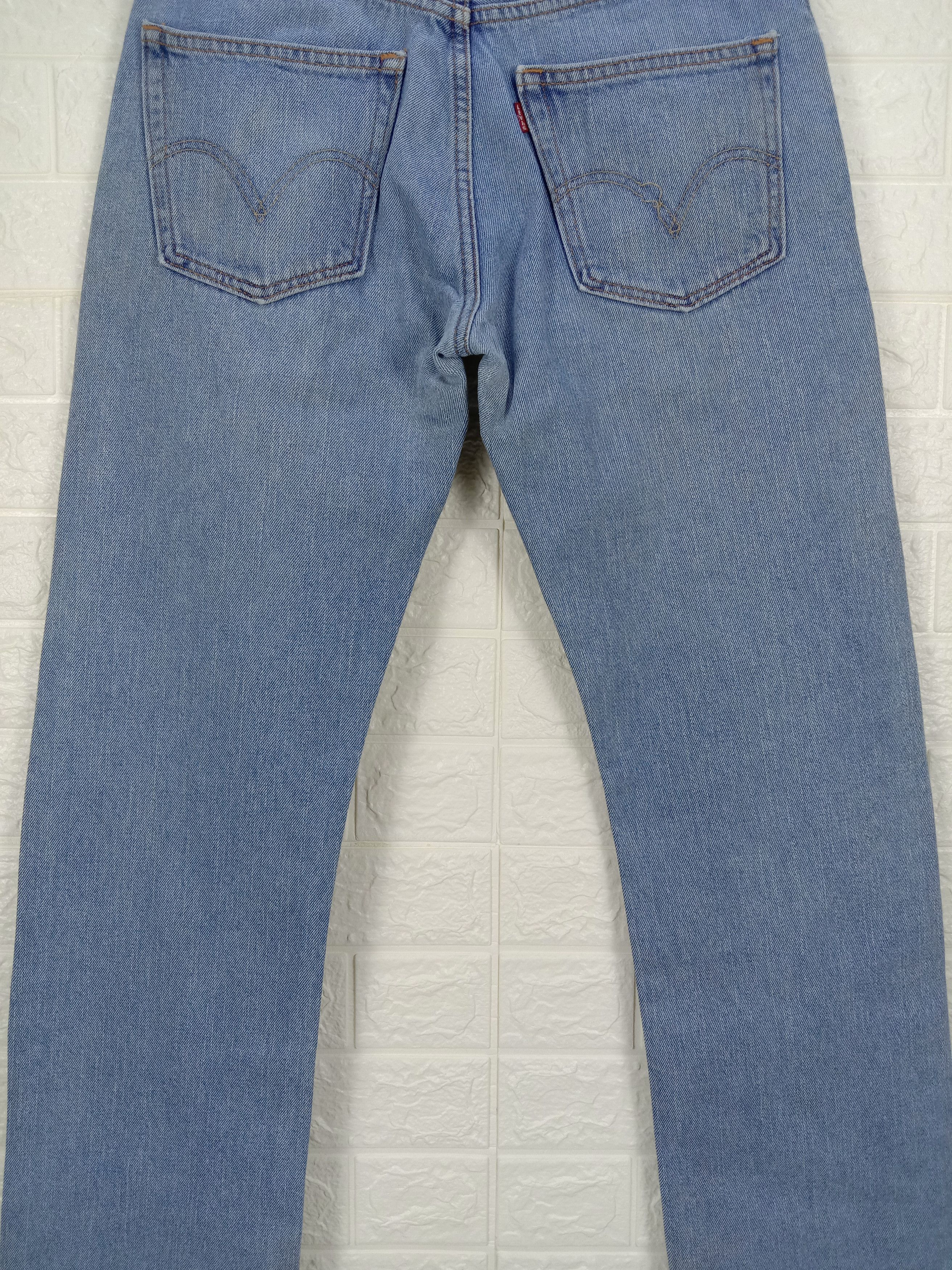 Levi's Vintage Levi's 505 Light Wash Jeans Straight Fit Denim Size US 32 / EU 48 - 7 Thumbnail