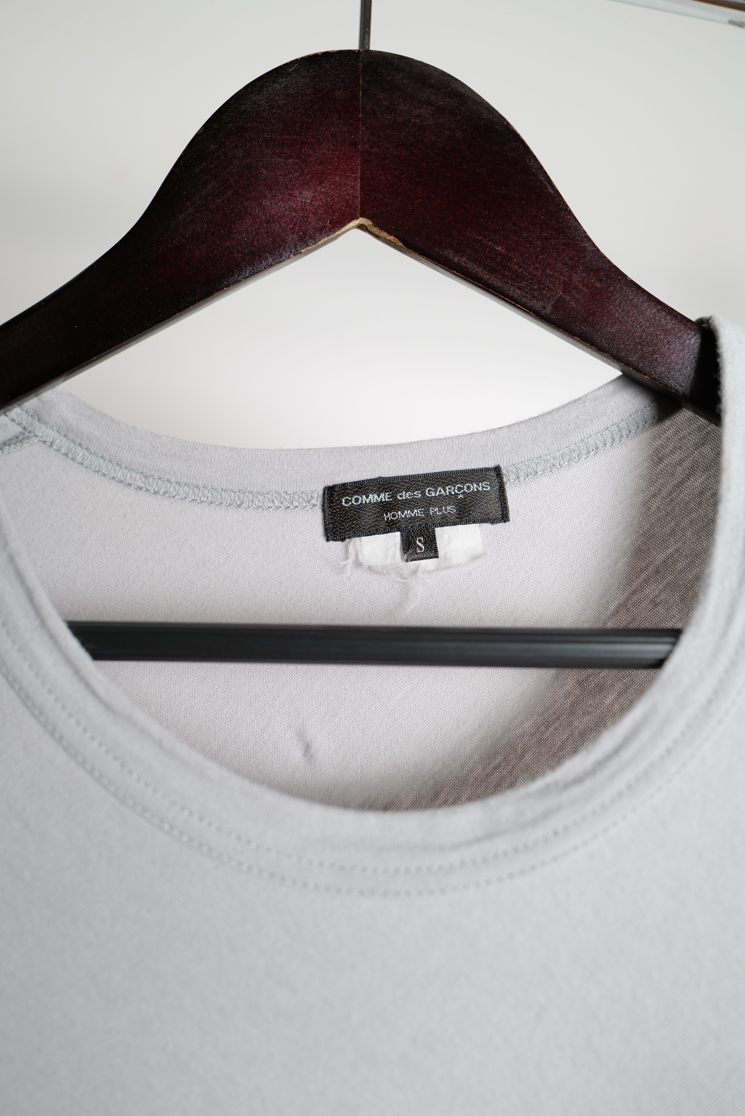 Comme des Garcons CDG LONG ASYMMETRIC T-SHIRT Size US M / EU 48-50 / 2 - 10 Thumbnail