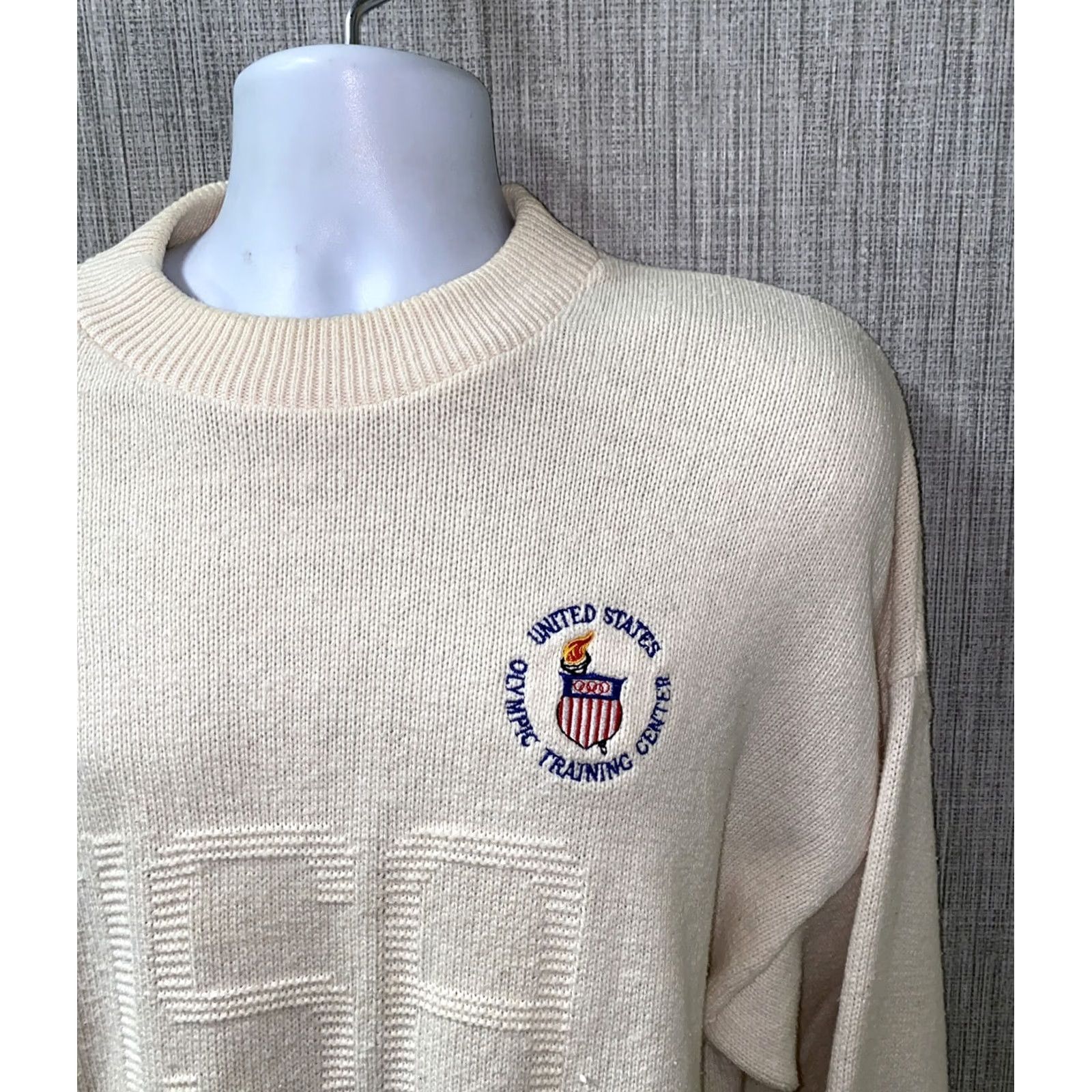 Nutmeg VTG Nutmeg Mens Beige Crewneck USA Made Sweater XL Size US XL / EU 56 / 4 - 2 Thumbnail