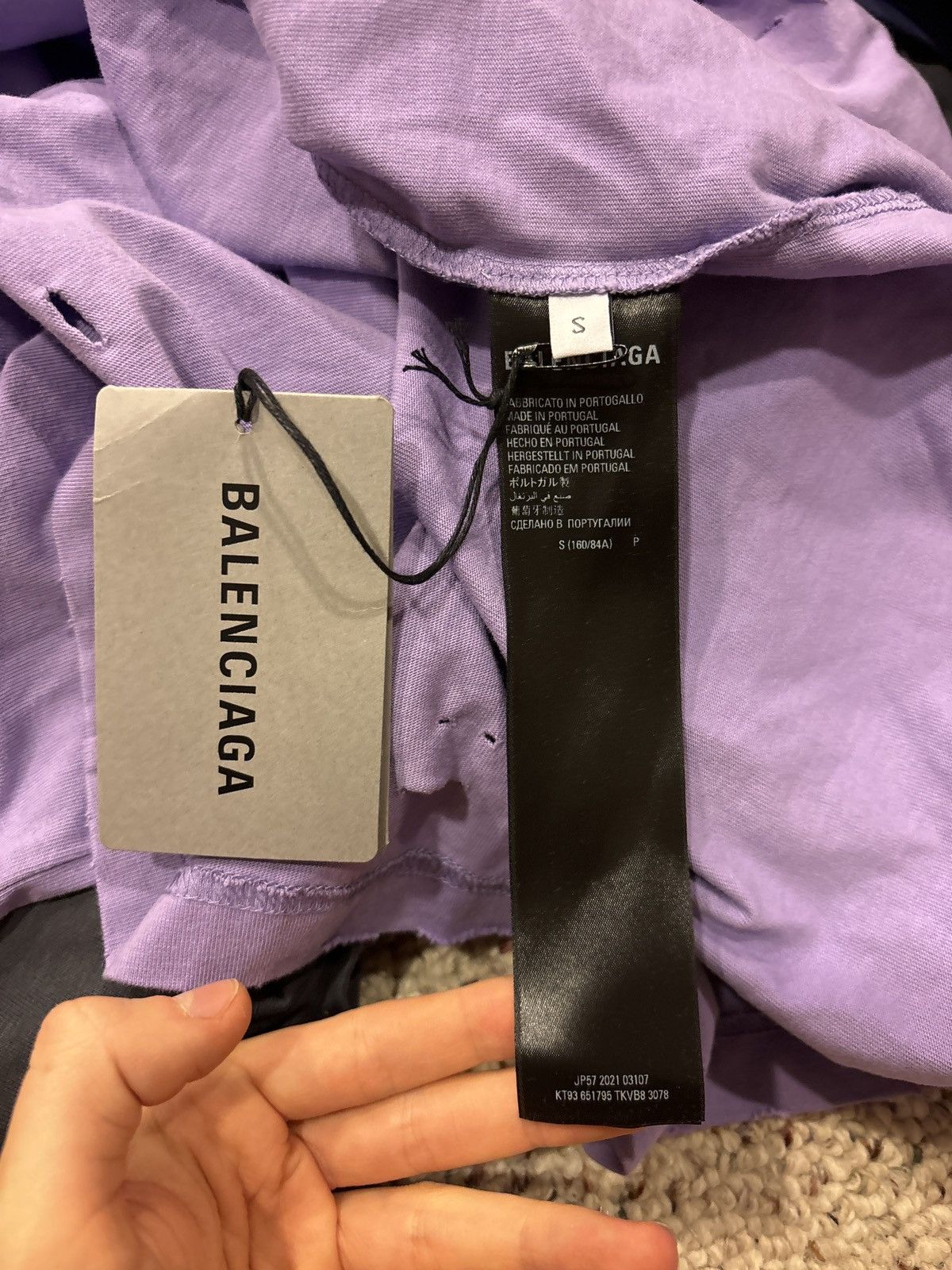 Balenciaga Balenciaga Purple Distressed Logo Tee Size US XXL / EU 58 / 5 - 7 Thumbnail
