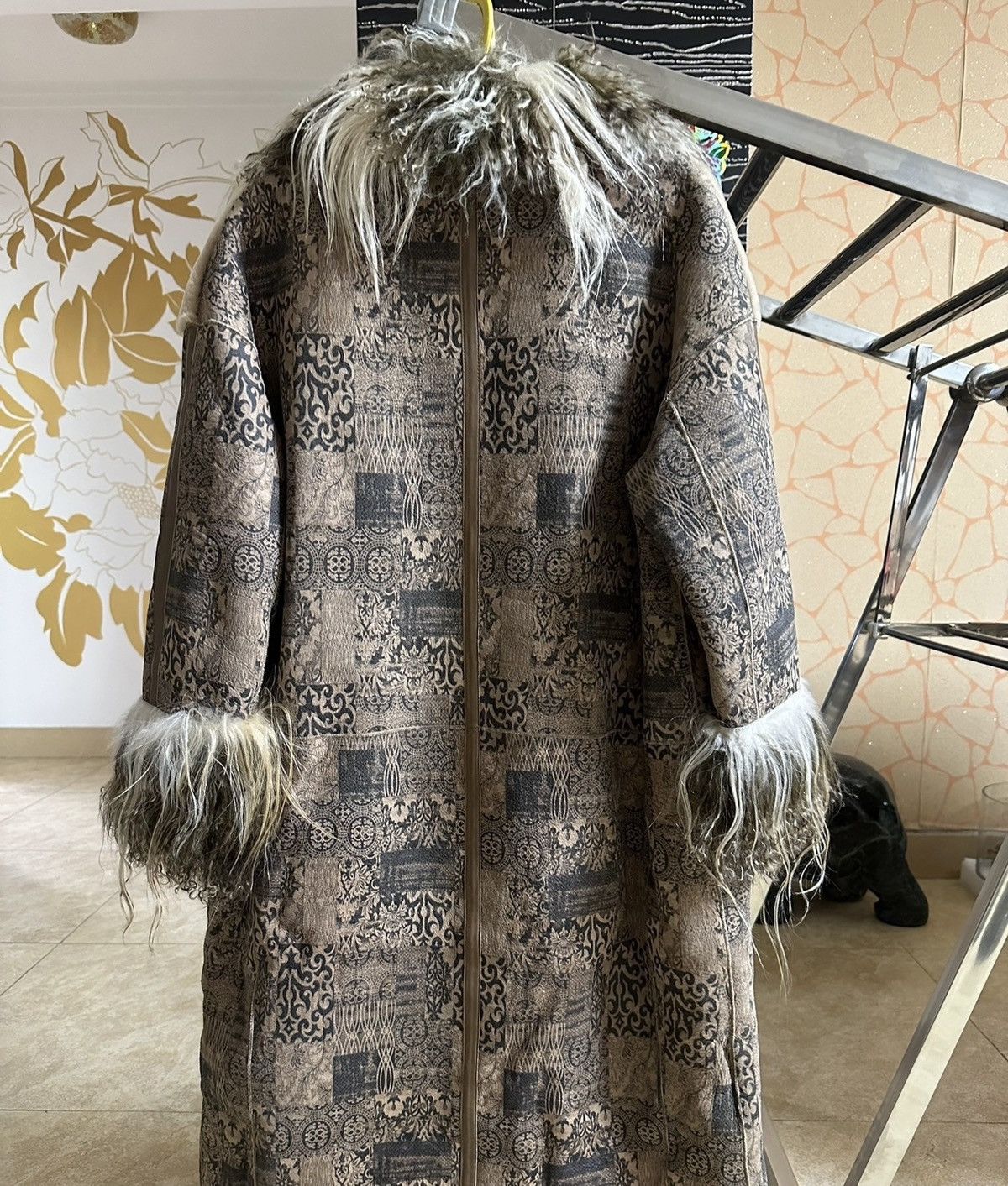 Other Real fur coat with street style Size L / US 10 / IT 46 - 2 Thumbnail