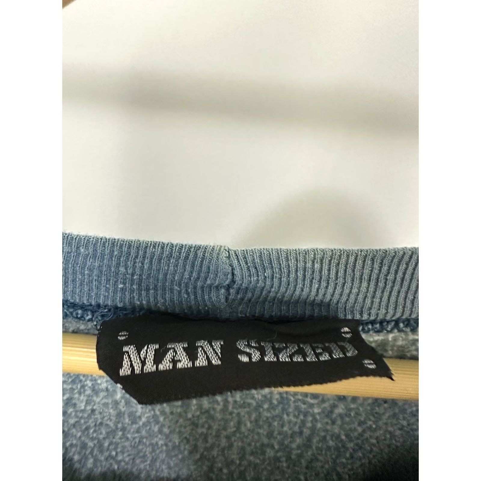 Vintage VTG 90s Gradient Sun Faded Boxy Cropped Sweatshirt W/POCKETS WIP Size L Blue Mens Shirt Size US L / EU 52-54 / 3 - 3 Thumbnail