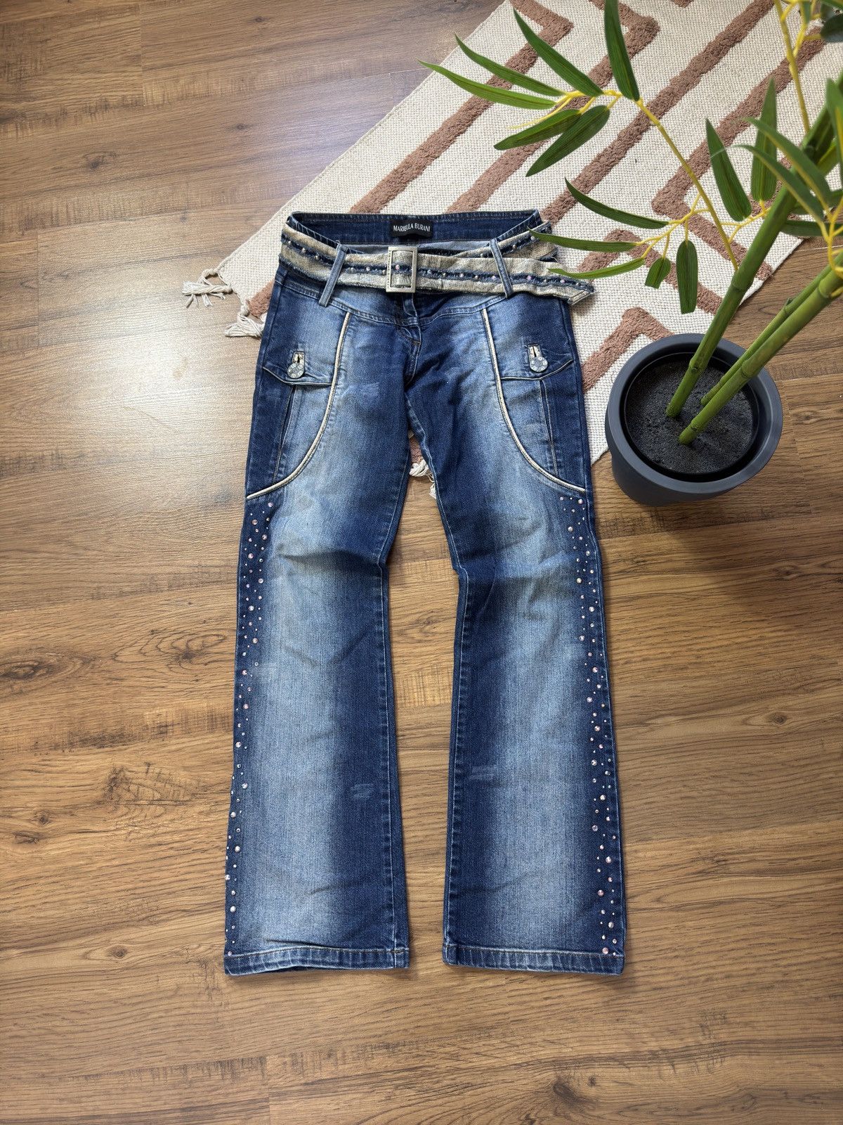 Vintage VINTAGE 2000s MARIELLA BURANI BELT FLARE JEANS Size 27" / US 4 / IT 40 - 1 Thumbnail